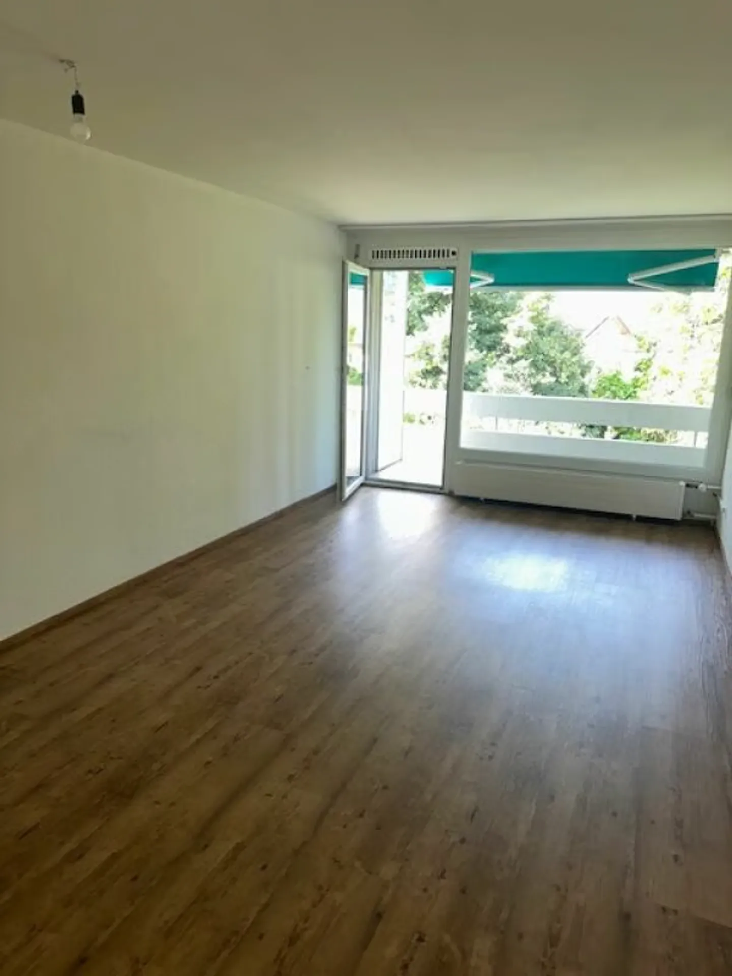 Helle 3-Zimmer-Wohnung mit Balkon - Foto 7 von 14
