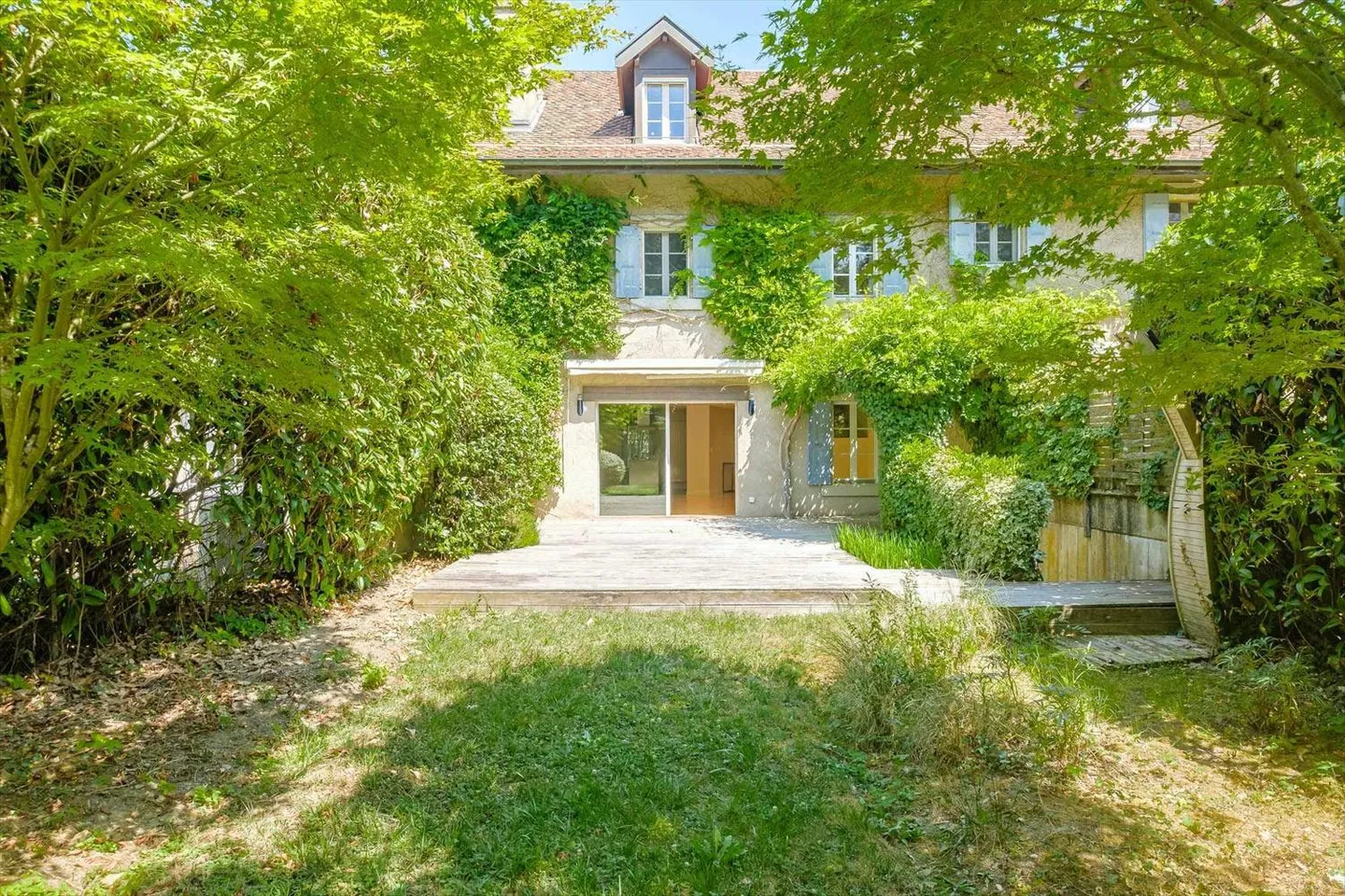 Schönes Dorfhaus mit Garten in PPE - Foto 10 di 13