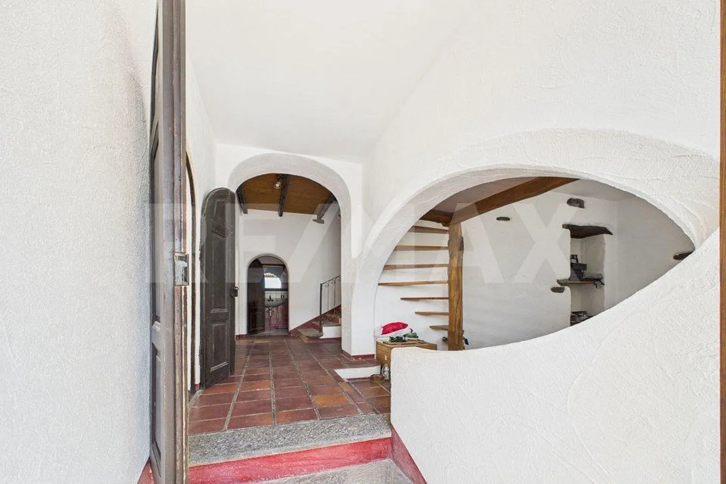 Maison tessinoise avec vue dégagée - Photo 3 sur 13