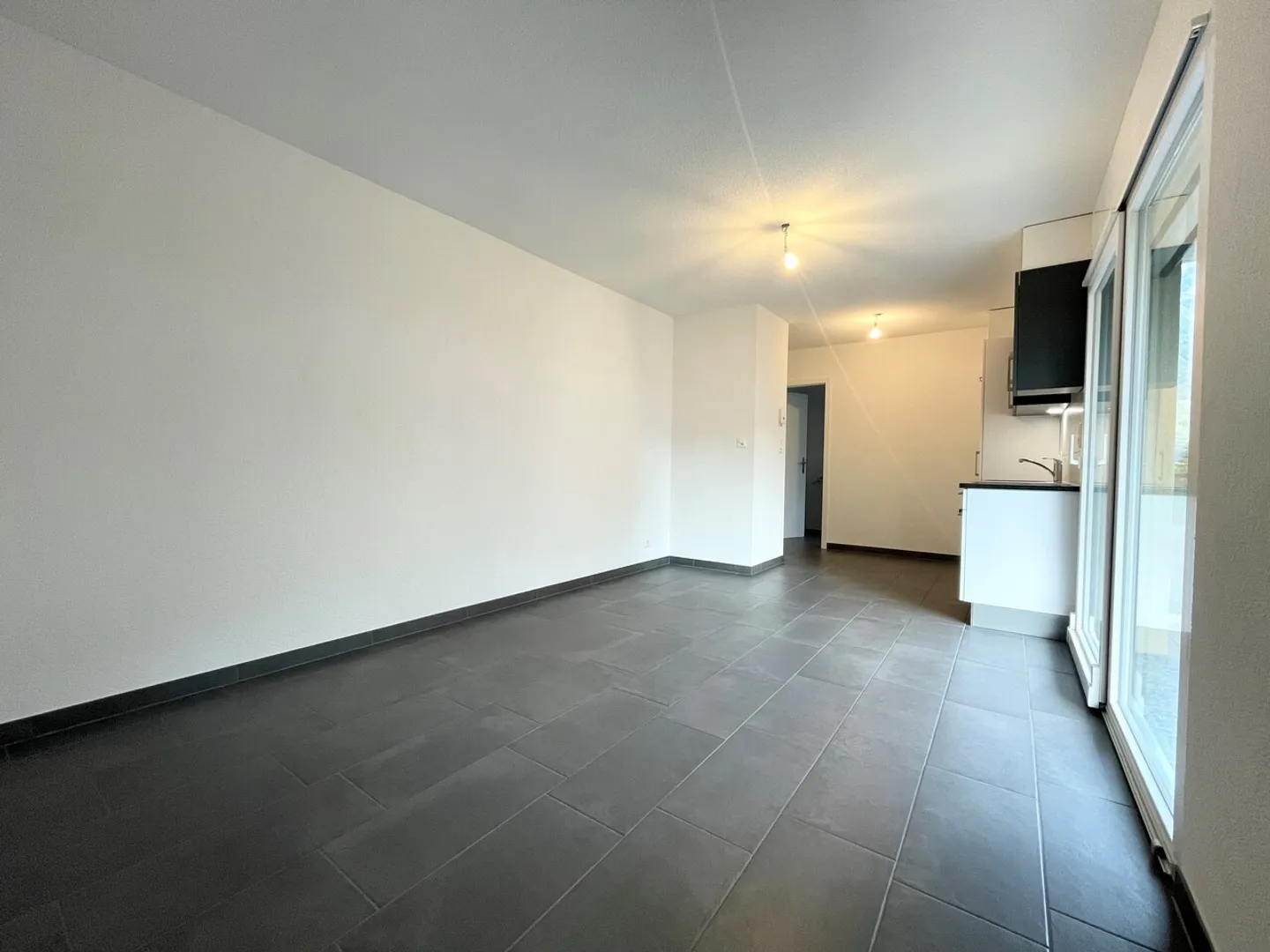 Schönes Studio in einem neu gebauten Gebäude - Foto 3 von 6