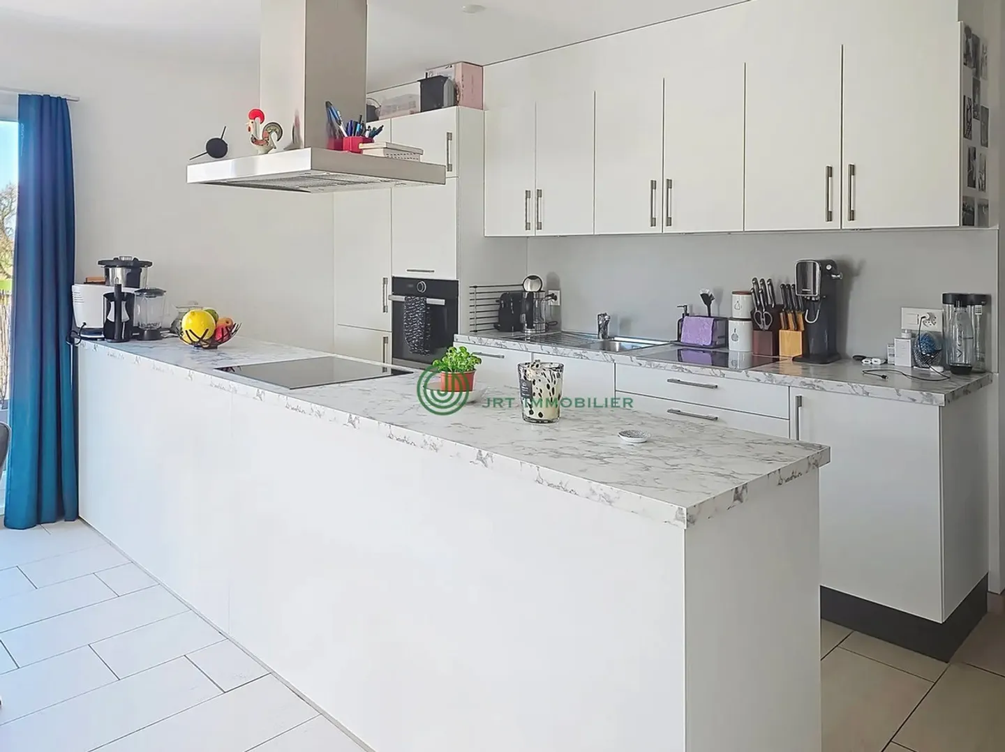 Modernes Attikawohnung mit Bergblick - Foto 6 von 9
