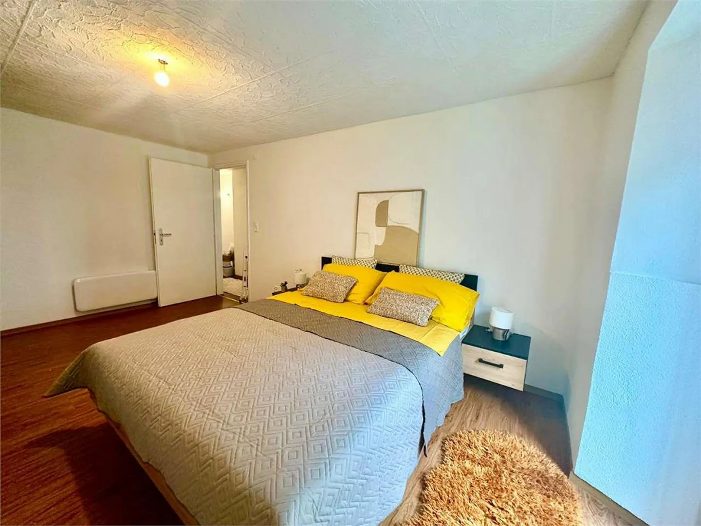 In der Nähe von Bellinzona - Cresciano: Wunderschöne 3.5 Zimmer renoviert - Foto 2 von 9