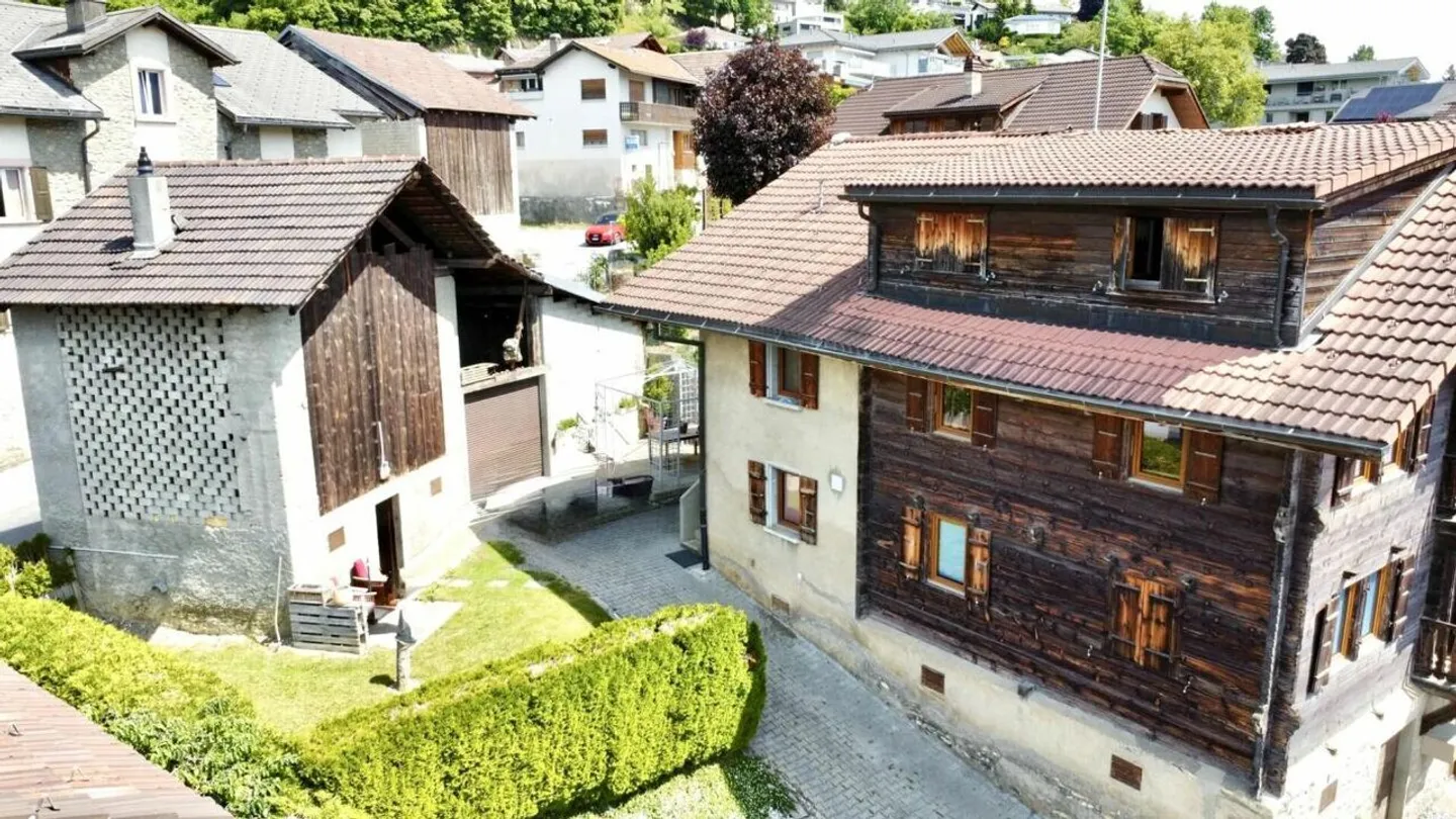 Casa di villaggio con 7 stanze a Savièse - Foto 7 di 26