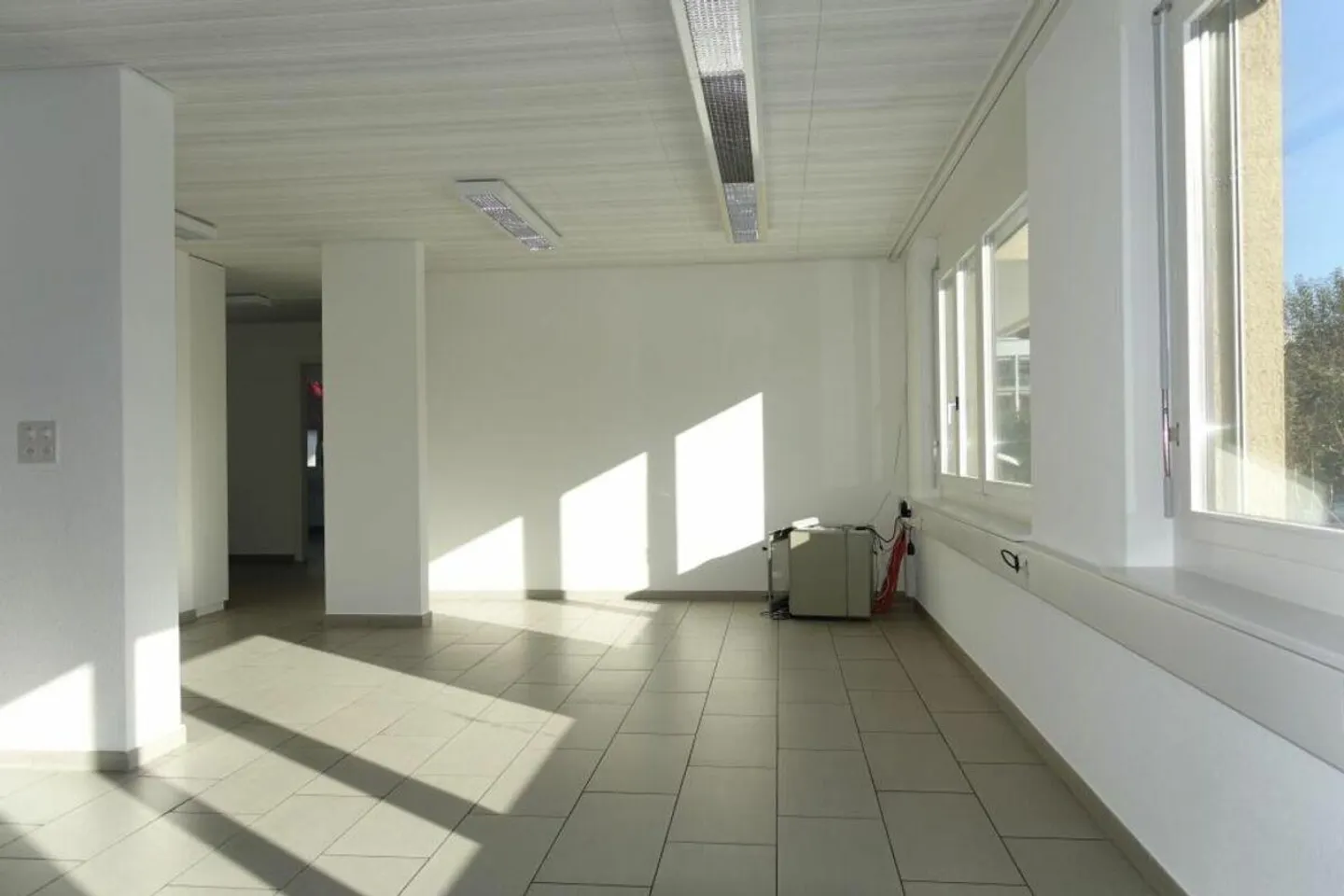 Vielseitige Gewerberäumlichkeiten - Foto 5 von 30