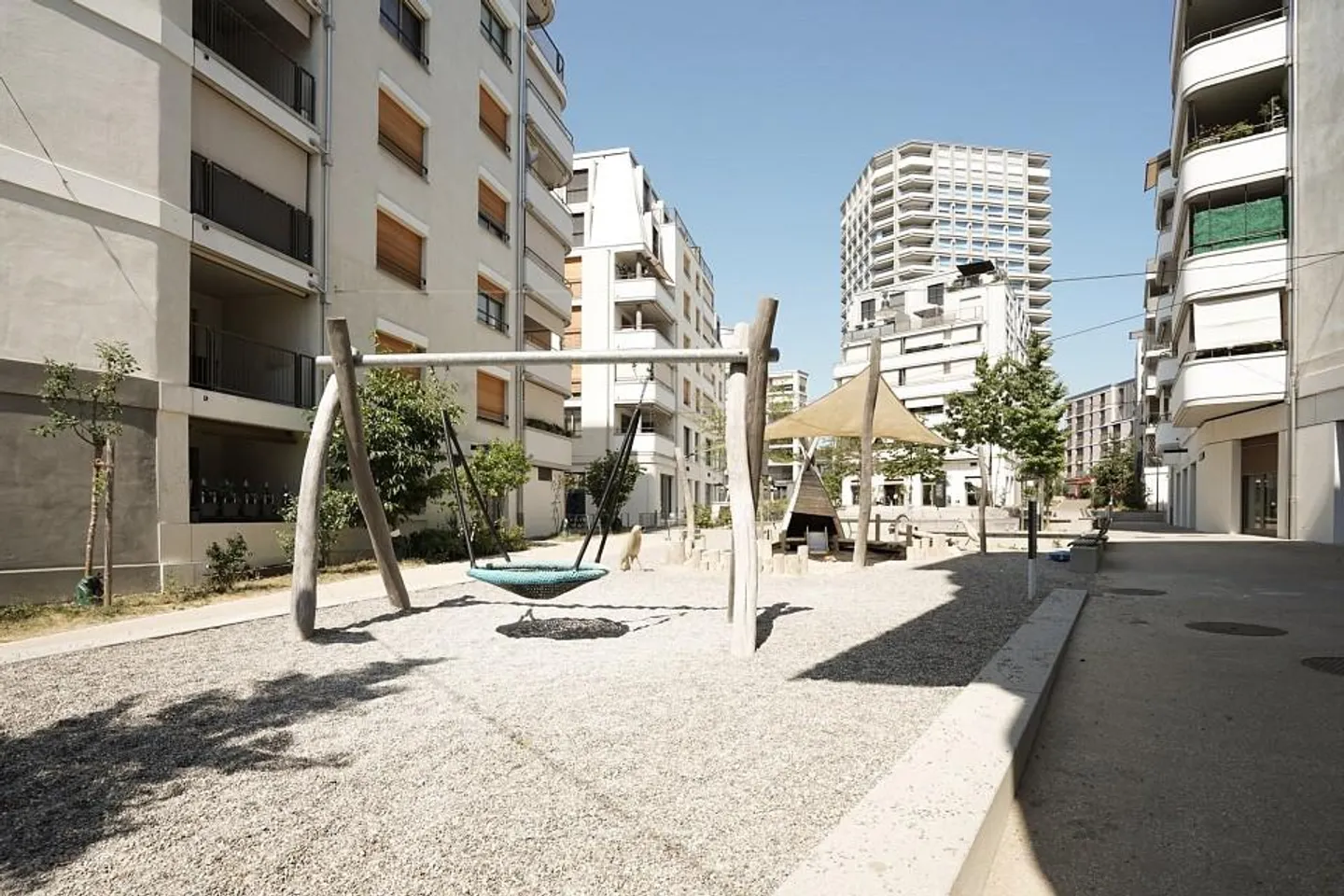 Appartamento di 2½ stanze al piano terra nel popolare 'Glasi-Quartier' a Bülach - Foto 8 di 12
