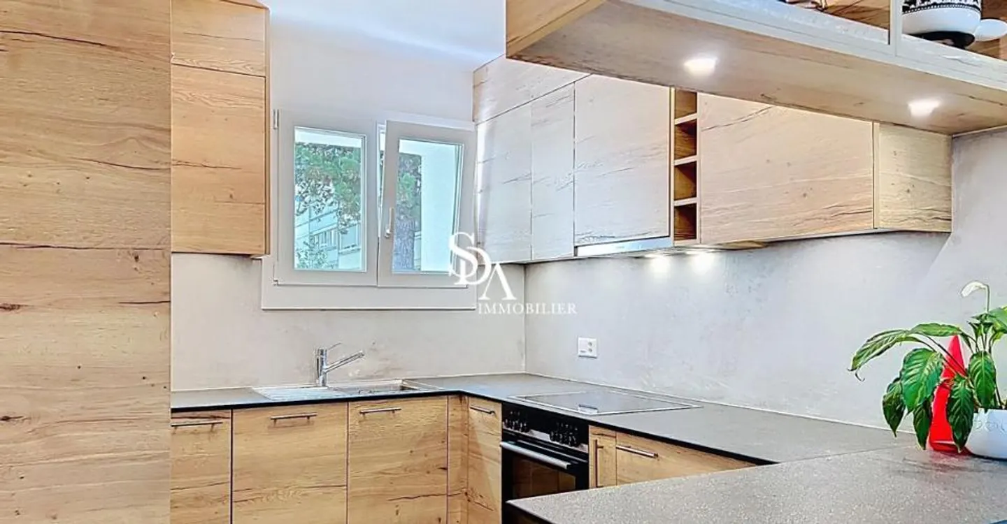 Beautiful 3.5-room apartment with balcony and garden - Photo 2 of 8