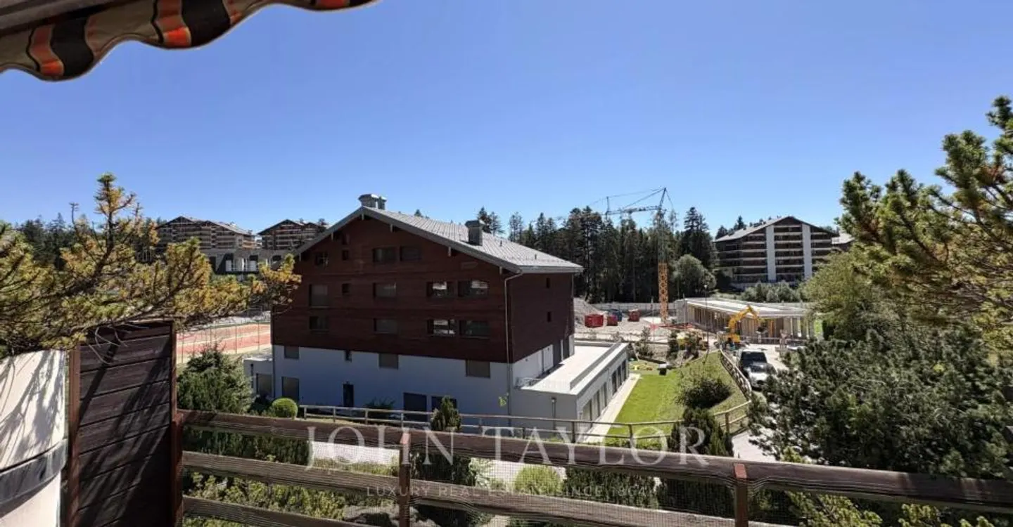 Appartamento affascinante 3.5 locali, balcone, parcheggio, in zona tranquilla - Foto 1 di 12