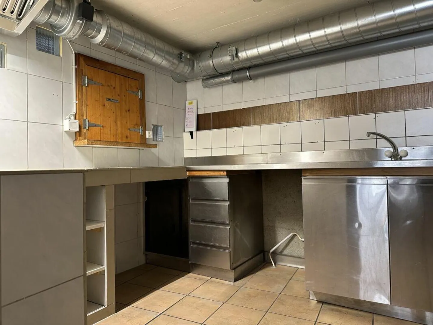 Mitten im Dorfzentrum finden Ihre kreativen Ideen Raum - Foto 9 di 12