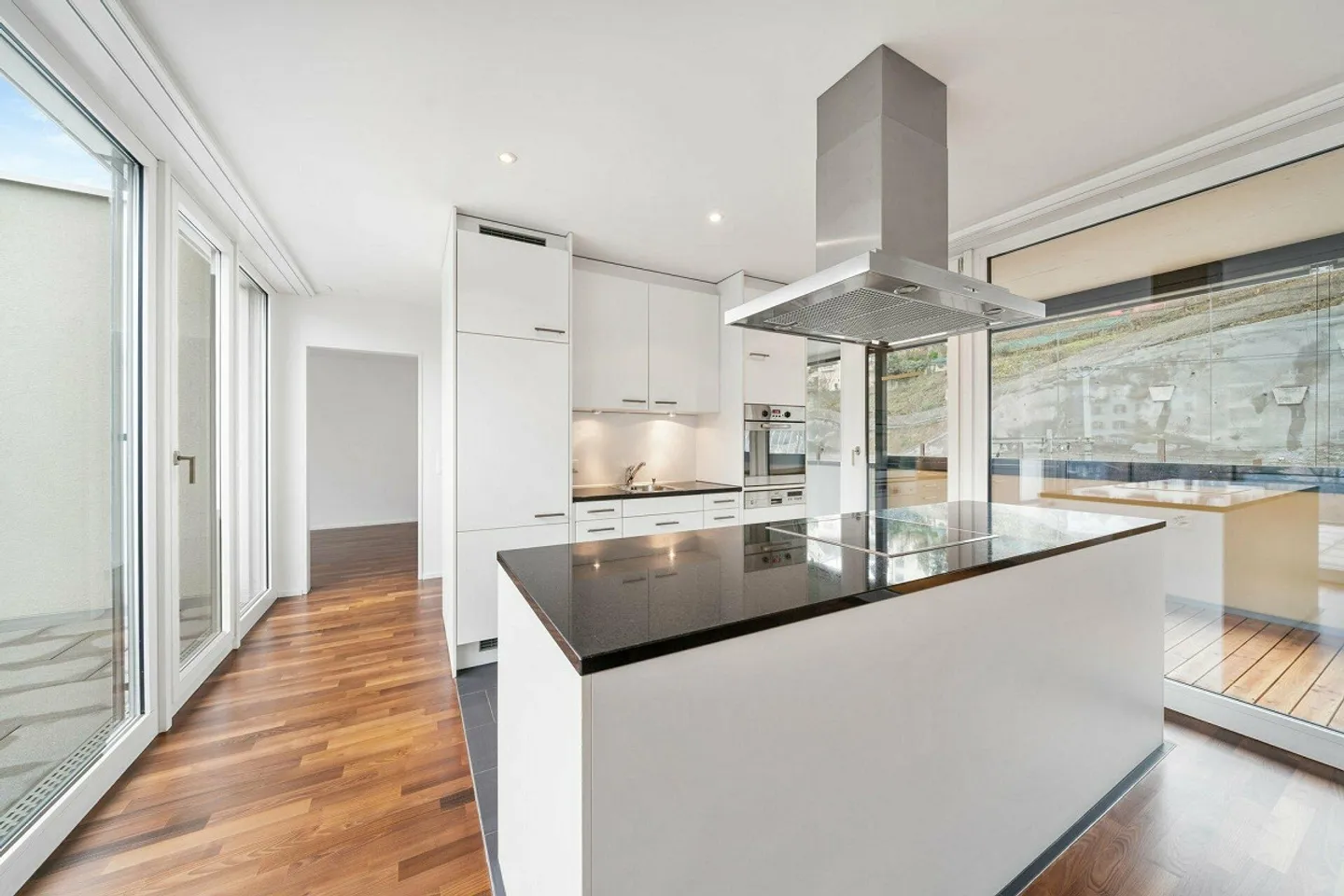 Modernes Apartment an der Reuss - Foto 3 von 8
