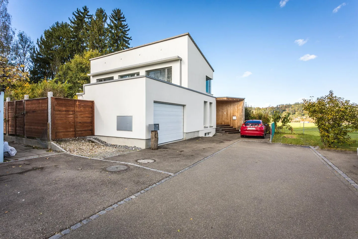 Maison individuelle de 5,5 pièces à Niederuzwil SG - Photo 2 sur 14