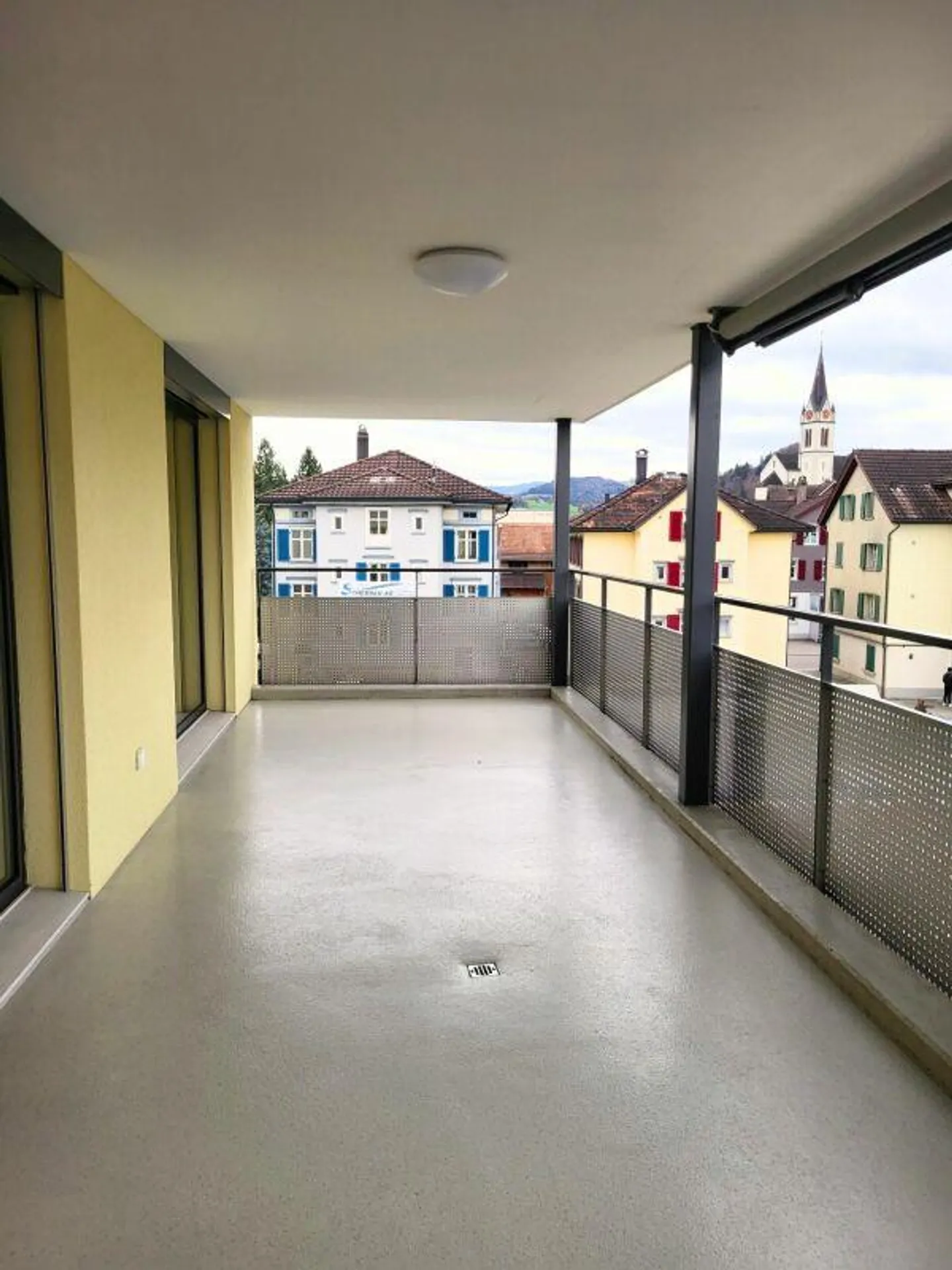 Modernes Wohnen in Bütschwil - 4.5 Zimmerwohnung zum Wohlfülen! - Foto 9 di 12