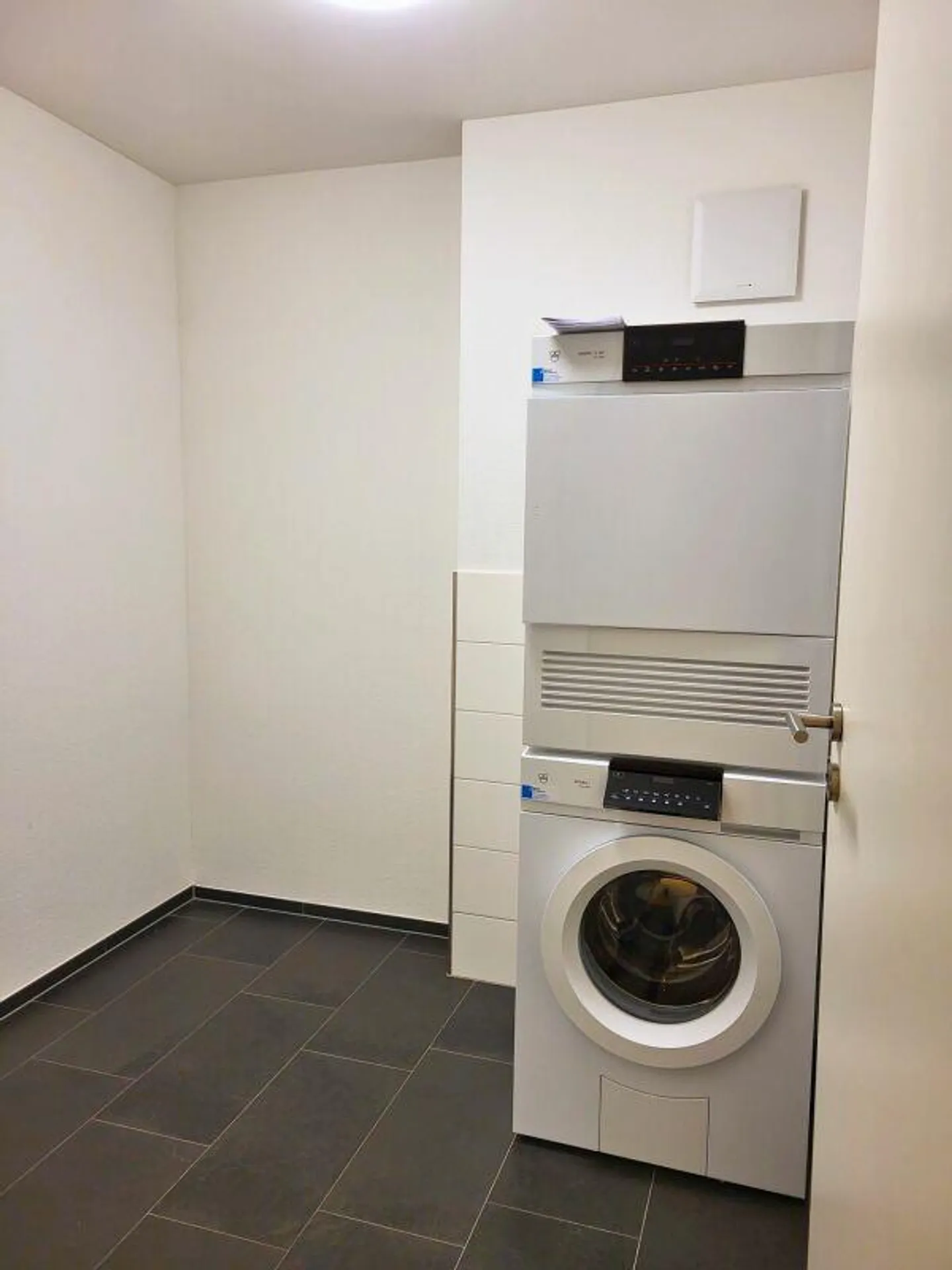 Modernes Wohnen in Bütschwil - 4.5 Zimmerwohnung zum Wohlfülen! - Foto 10 di 12