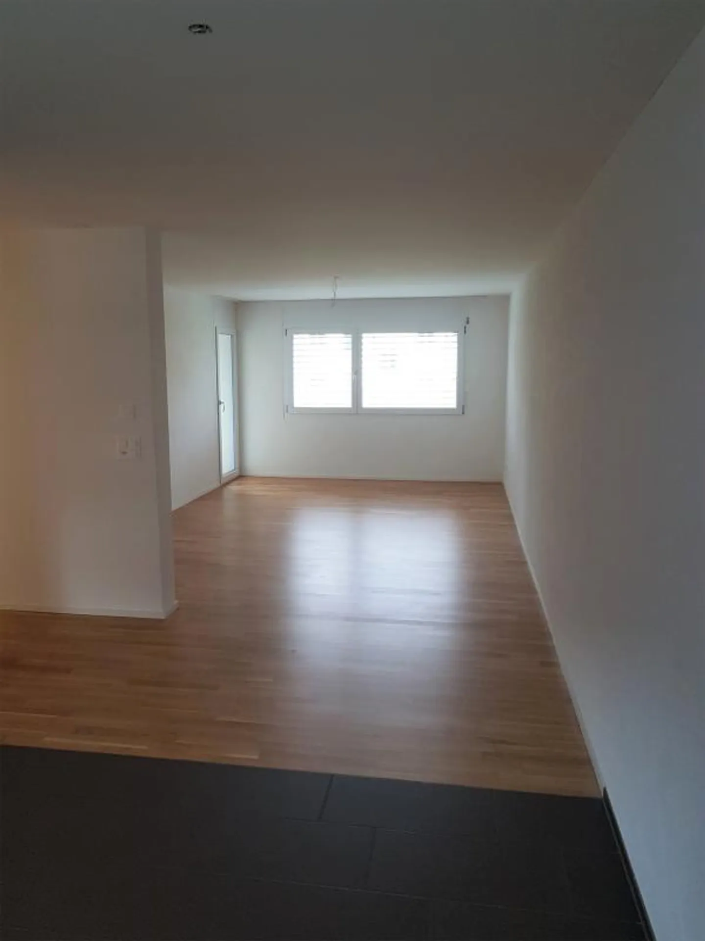 Grosszügige Wohnung mit Balkon - Foto 9 von 9