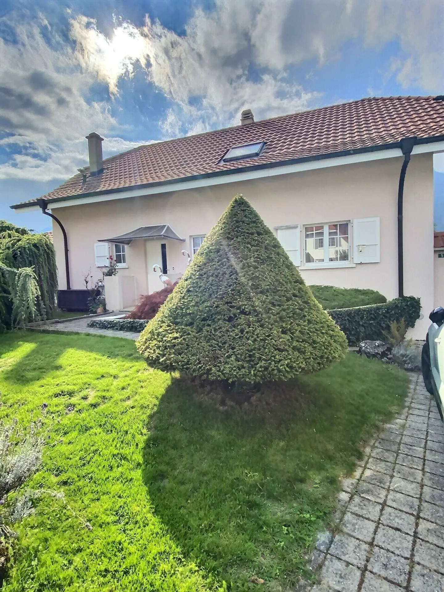 Magnificent villa with beautiful garden between Villeneuve and Le Bouveret - Photo 13 of 13