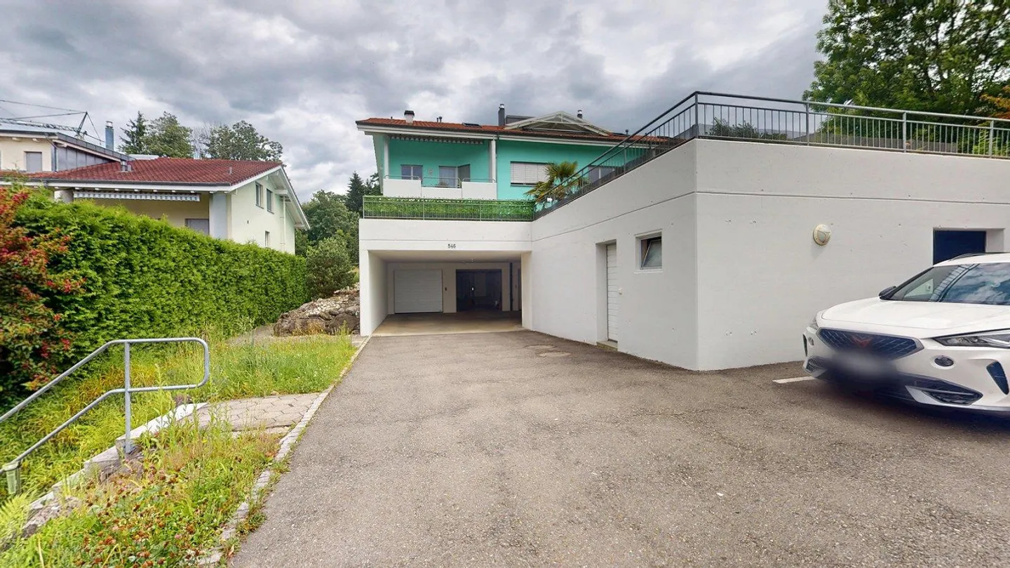 RESERVIERT: AgentSelly - Wohnoase mit Cheminée und Sonnenterrasse - Foto 1 von 13