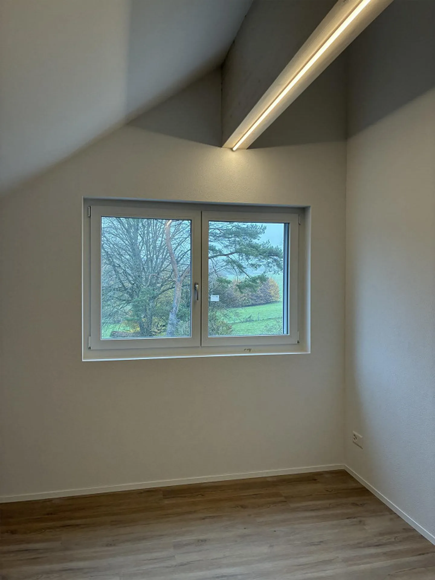 3.5 Room Apartment Attic - Photo 5 of 8