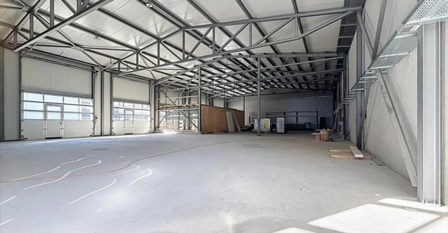 Mischgenutztes Gebäude mieten - Foto 6 von 8