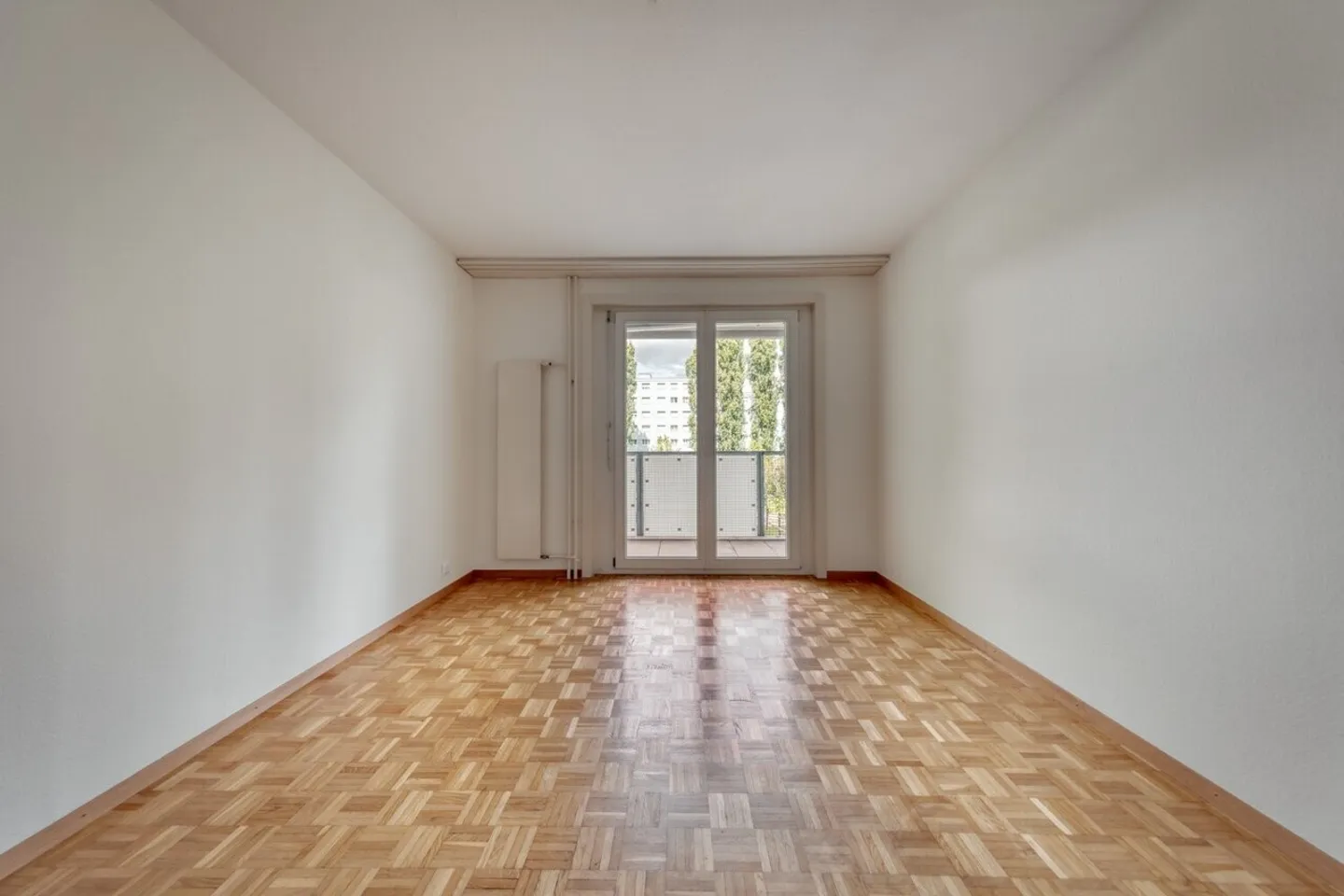 Charming 2.5-room apartment on the 8th floor - Photo 10 of 12