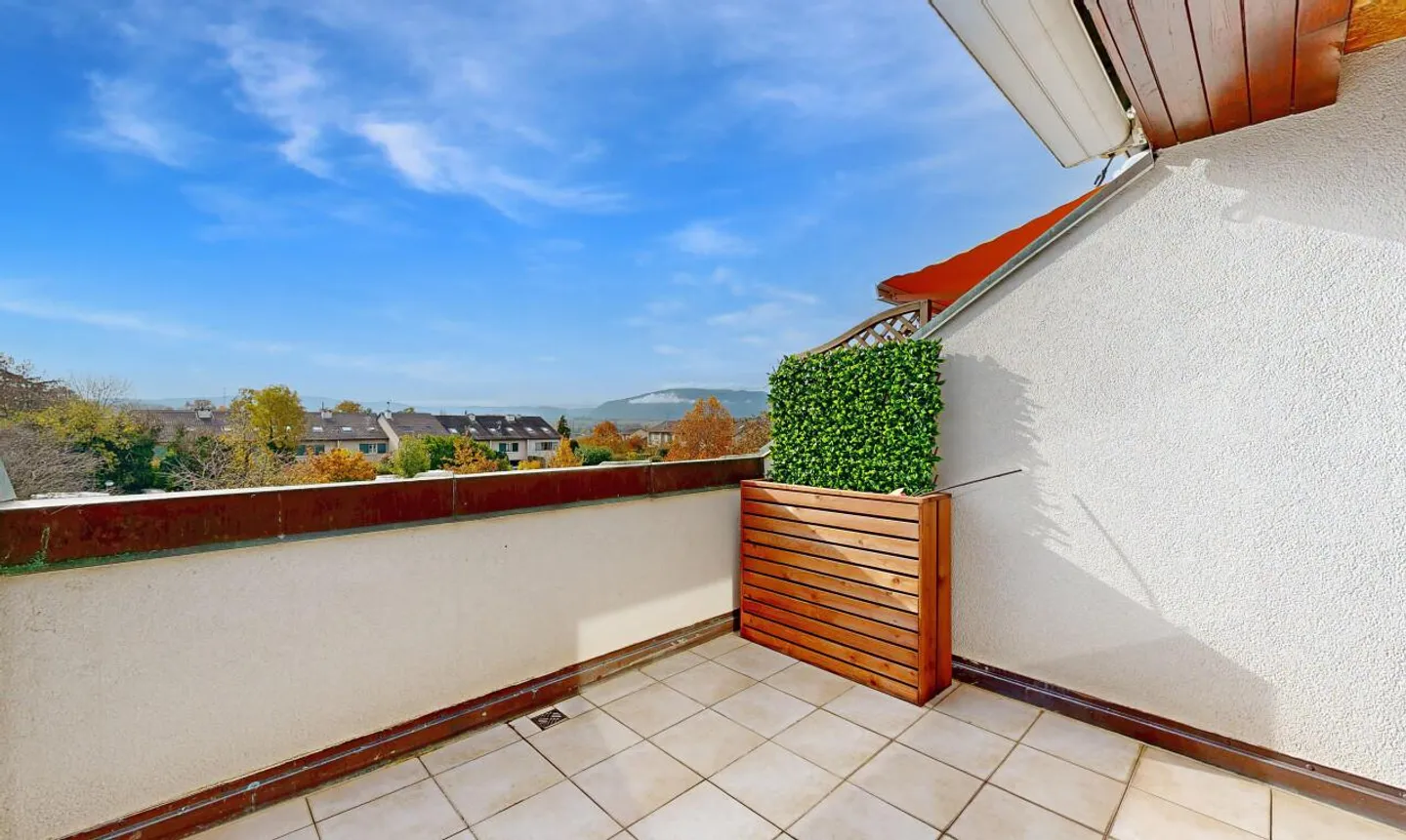 Attico 2.5 stanze a Perly: calma, verde e luminosità - Foto 4 di 11