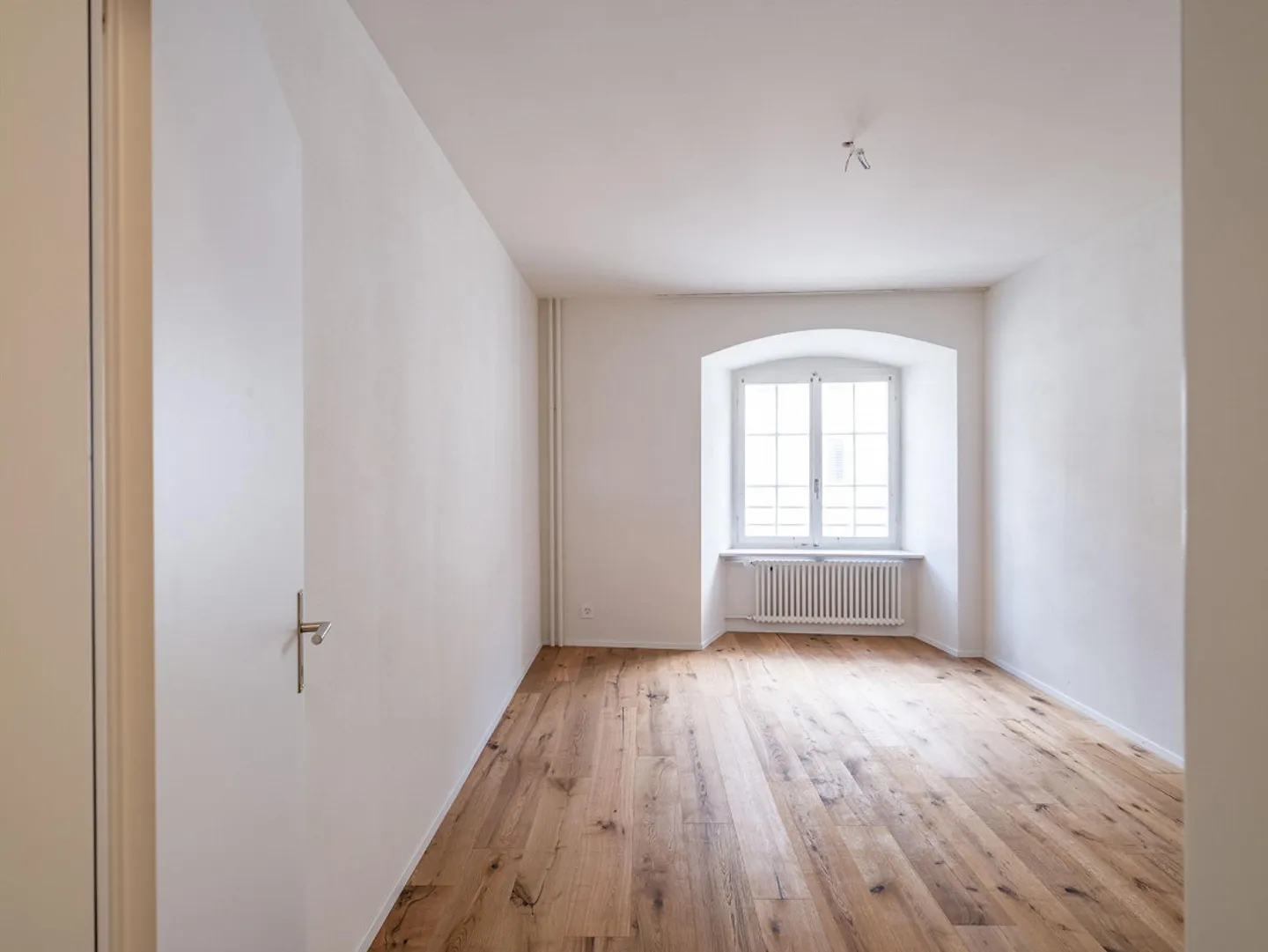 Perfectly connected, comfortable living! - Photo 5 of 8