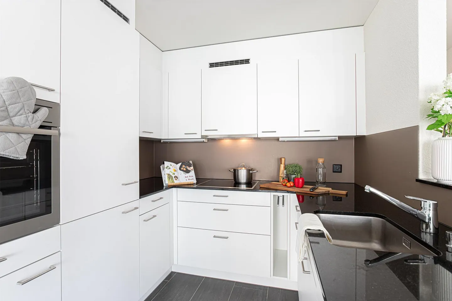 Central Apartment in Herisau - Photo 2 of 9