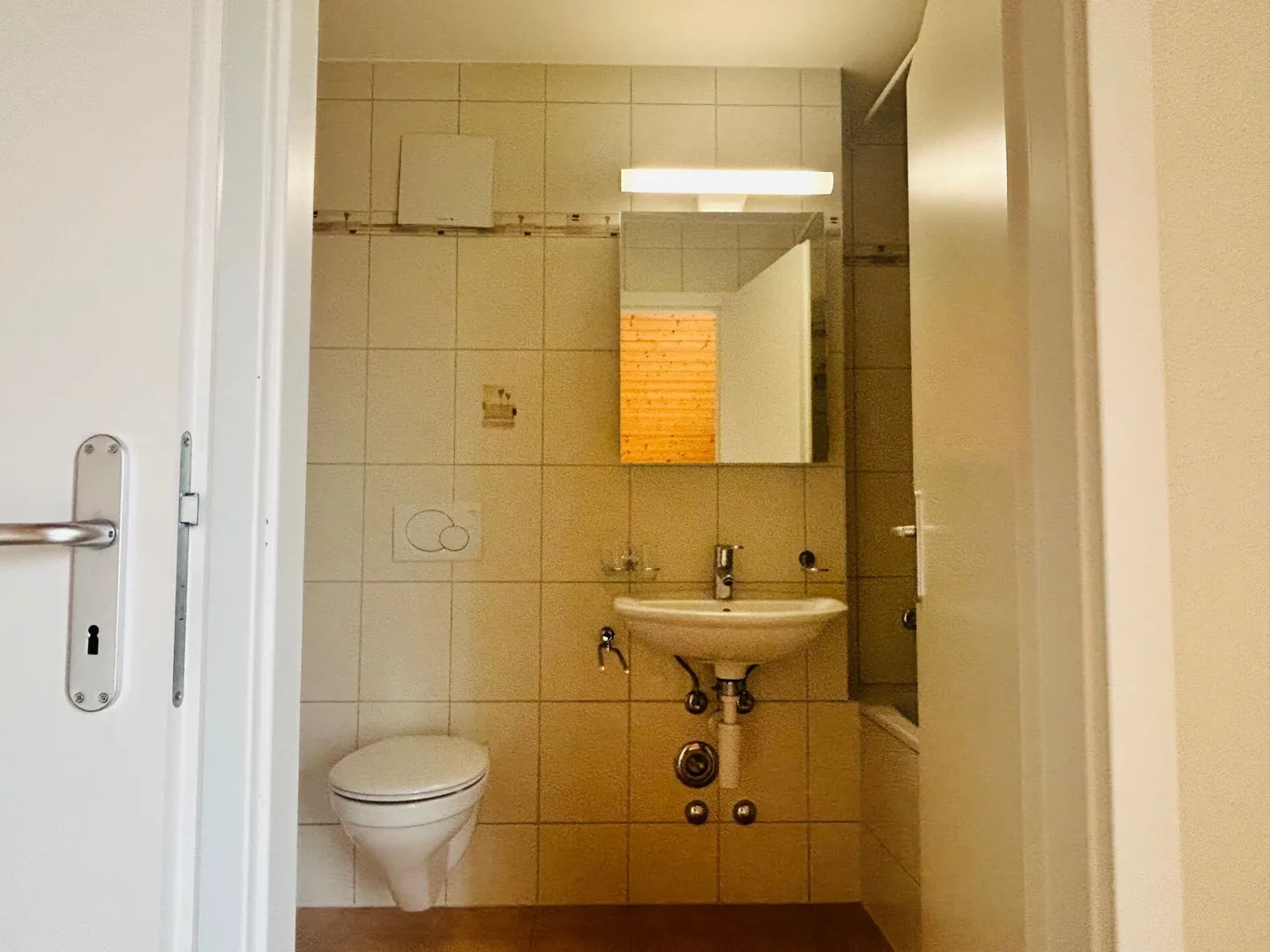 LOCATION - BLONAY - Spacieux appartement de 4.5 pièces - Photo 4 sur 8