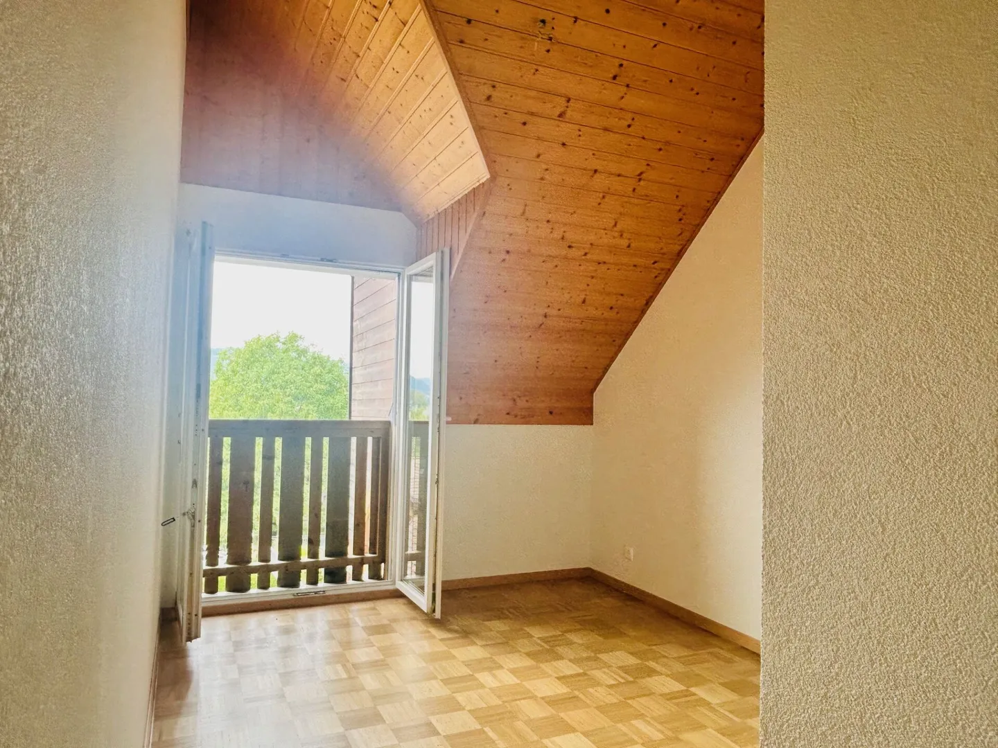 LOCATION - BLONAY - Spacieux appartement de 4.5 pièces - Photo 5 sur 8