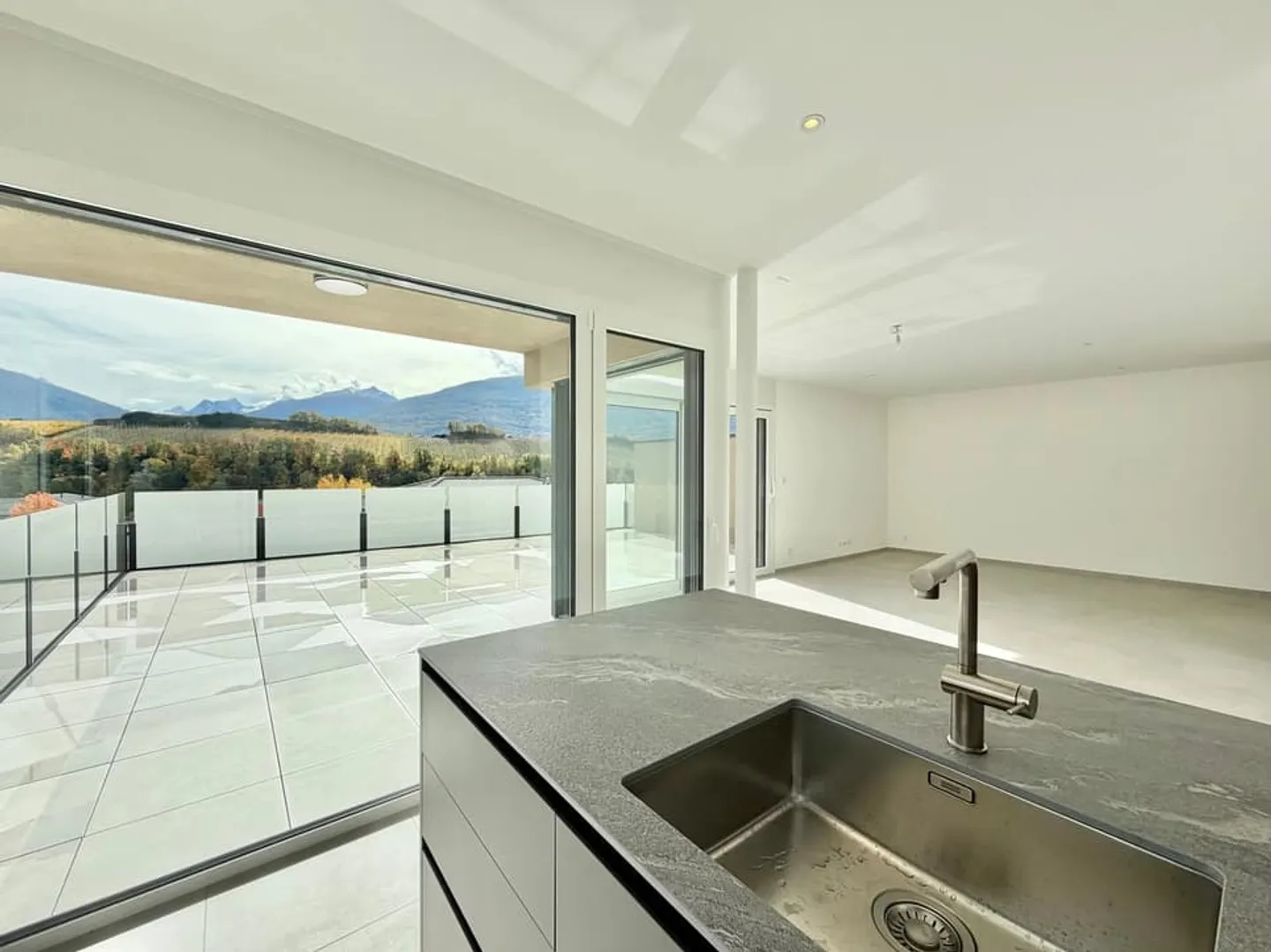 Villa jumelée avec vue panoramique - Foto 1 di 10