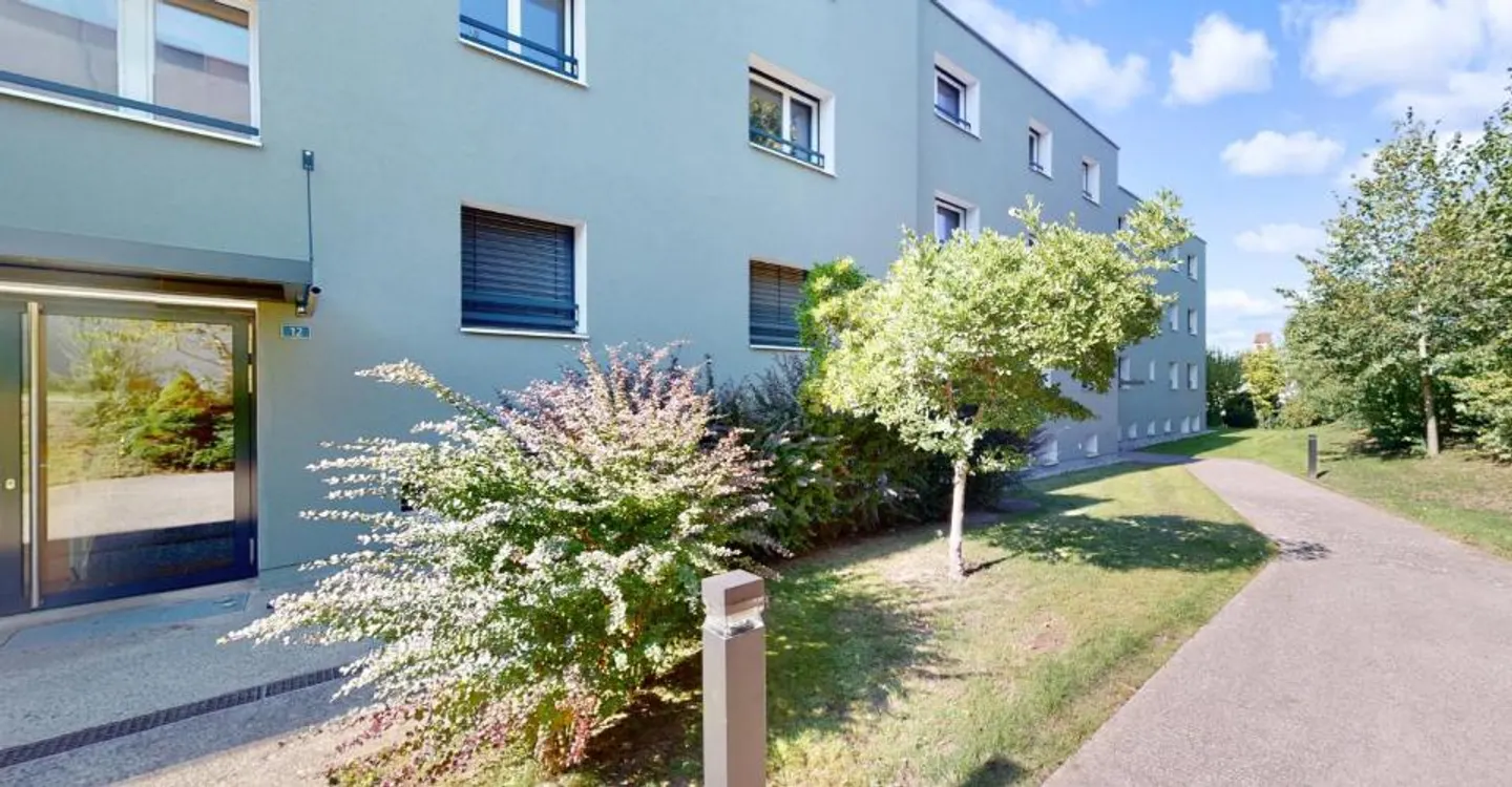 Grosszügige Familienwohnung zu vermieten - befristet bis 30.06.2027! - Photo 1 of 6