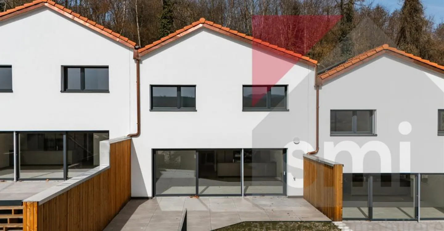 Neue 5-Zimmer-Villa mit einem 50m2 großen Wohnbereich! - Foto 2 von 10