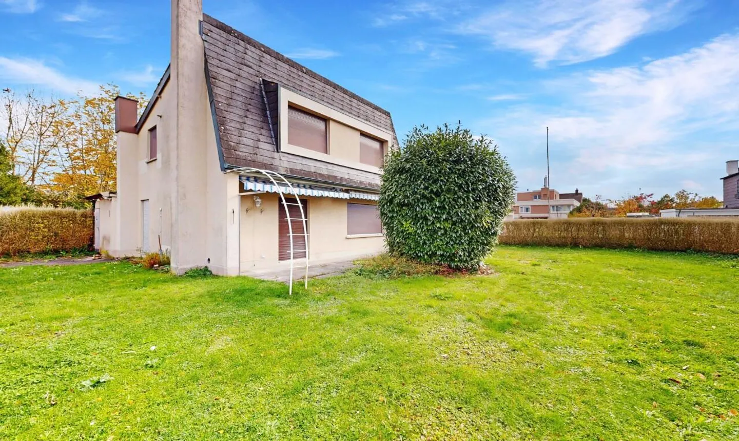 Casa unifamiliare indipendente di 4,5 locali a Rümlang - Foto 2 di 11