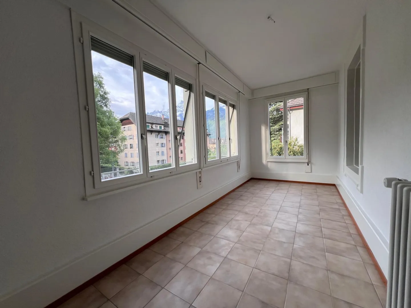 Atypische 5.5-Zimmer Wohnung - Foto 6 von 10
