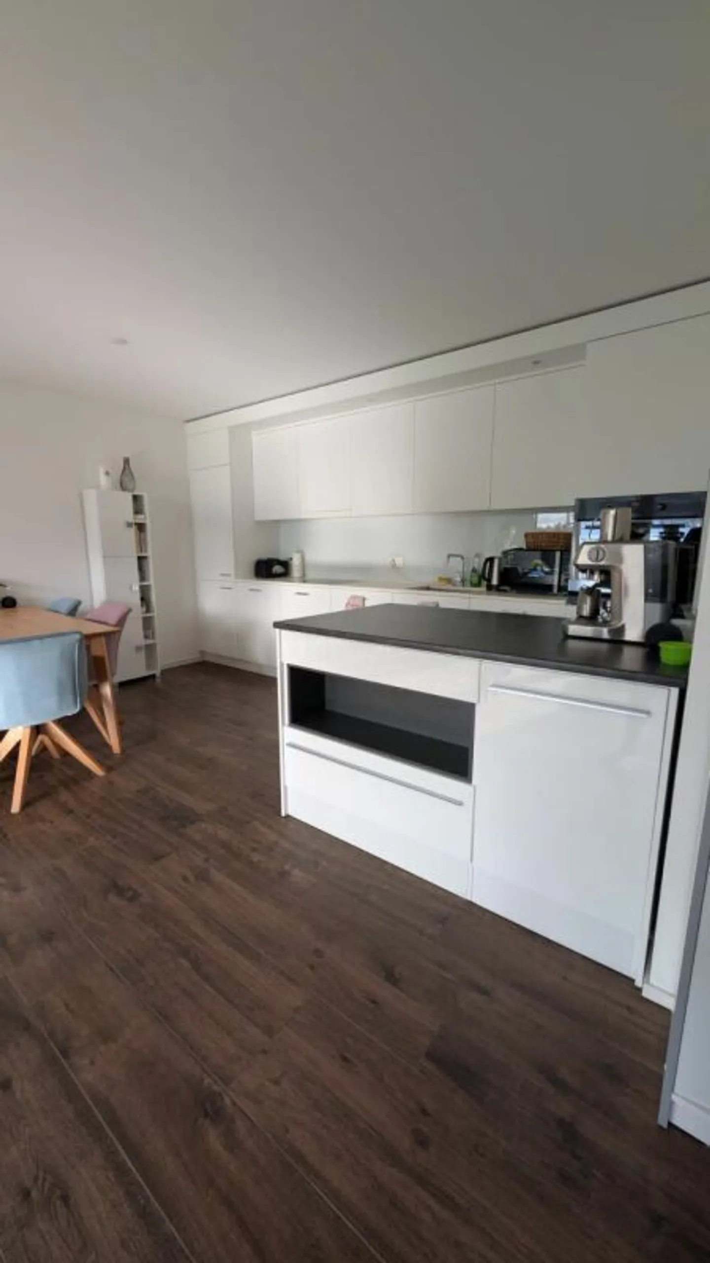 Bright room in modern 3.5-room apartment in Bülach (2-person shared flat) - Photo 3 of 10