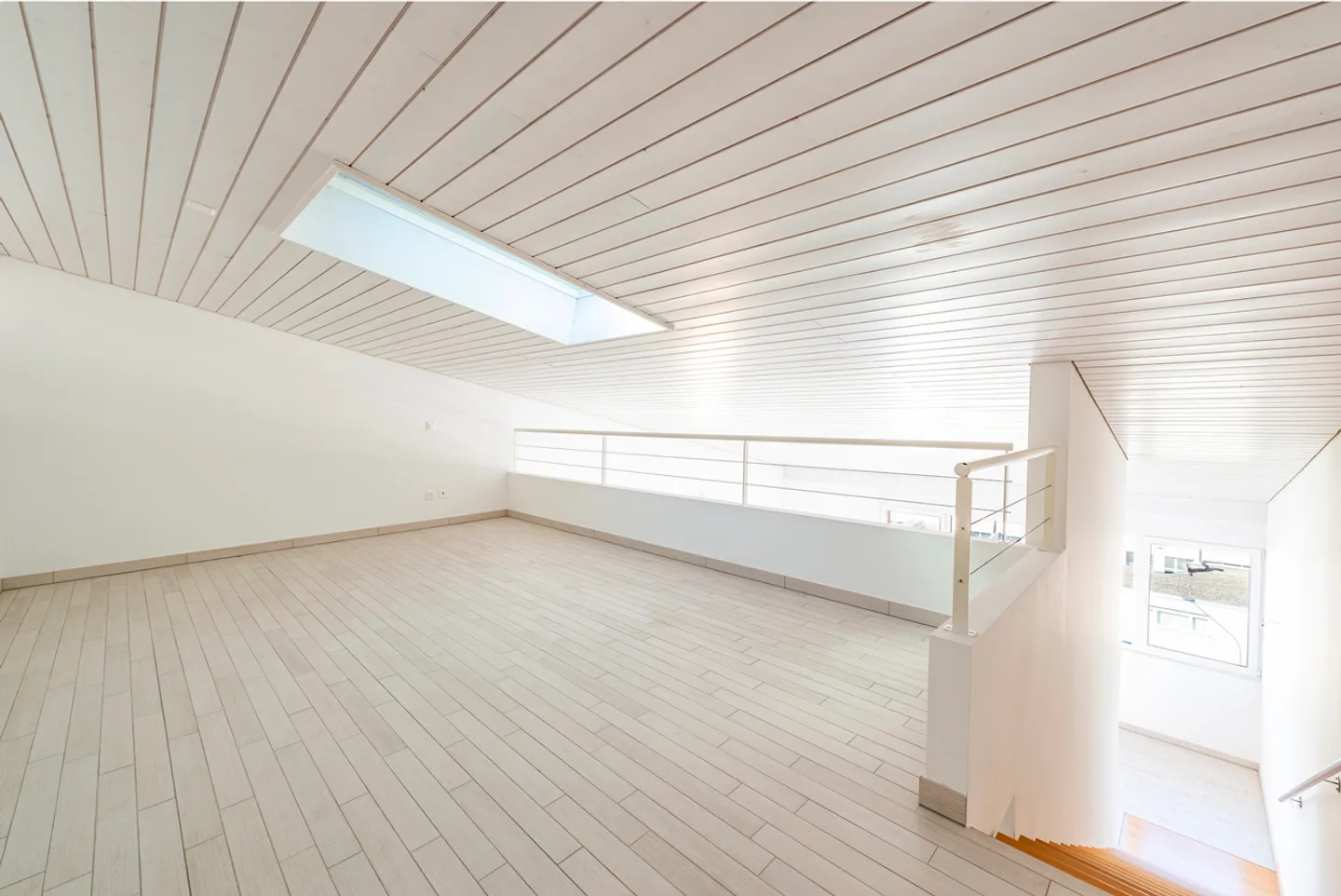 Charming Family Home in Vezia - Photo 13 of 17