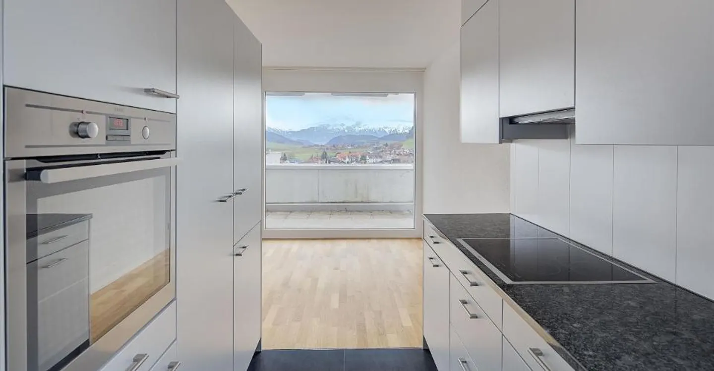 Profitez d'une vue imprenable depuis une terrasse de 46 m² ! - Photo 3 sur 9