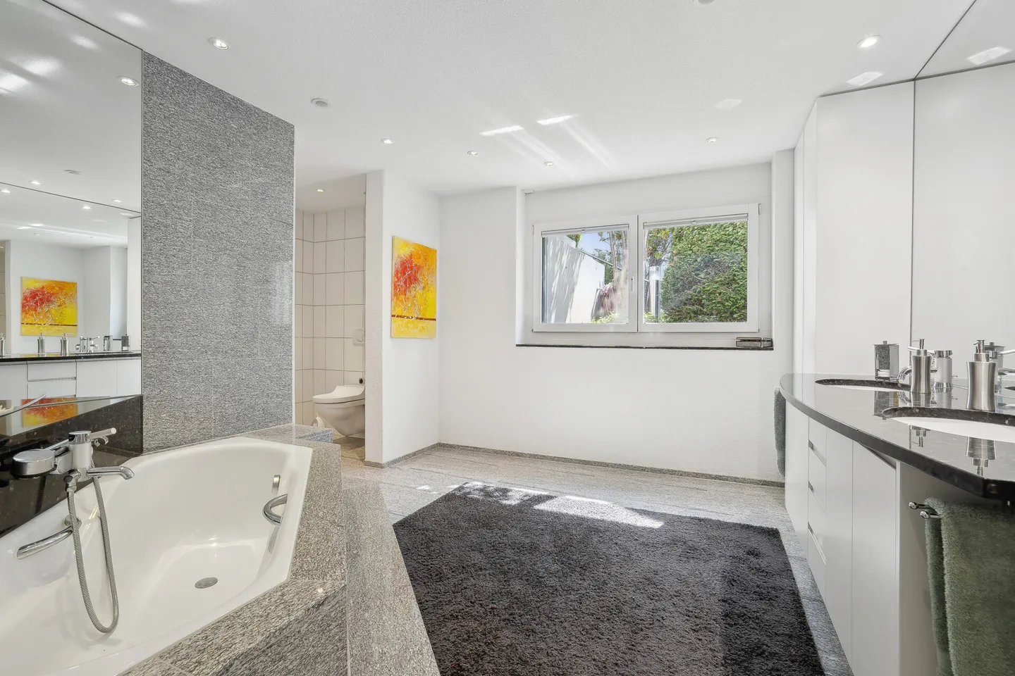 Vista montagna e libertà: lussuosa maisonette 6.5 con terrazza di 160 m2 - Foto 17 di 18