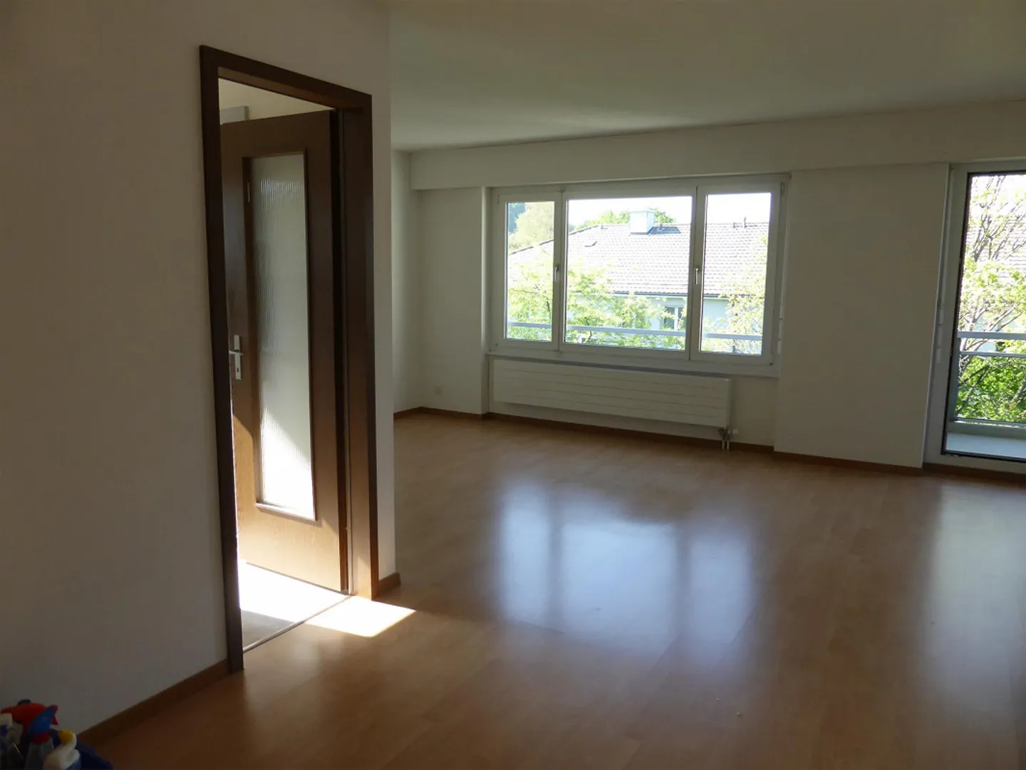 Grosszügige 2.5-Zimmerwohnung mit Balkon in Ostermundigen - Foto 3 di 9