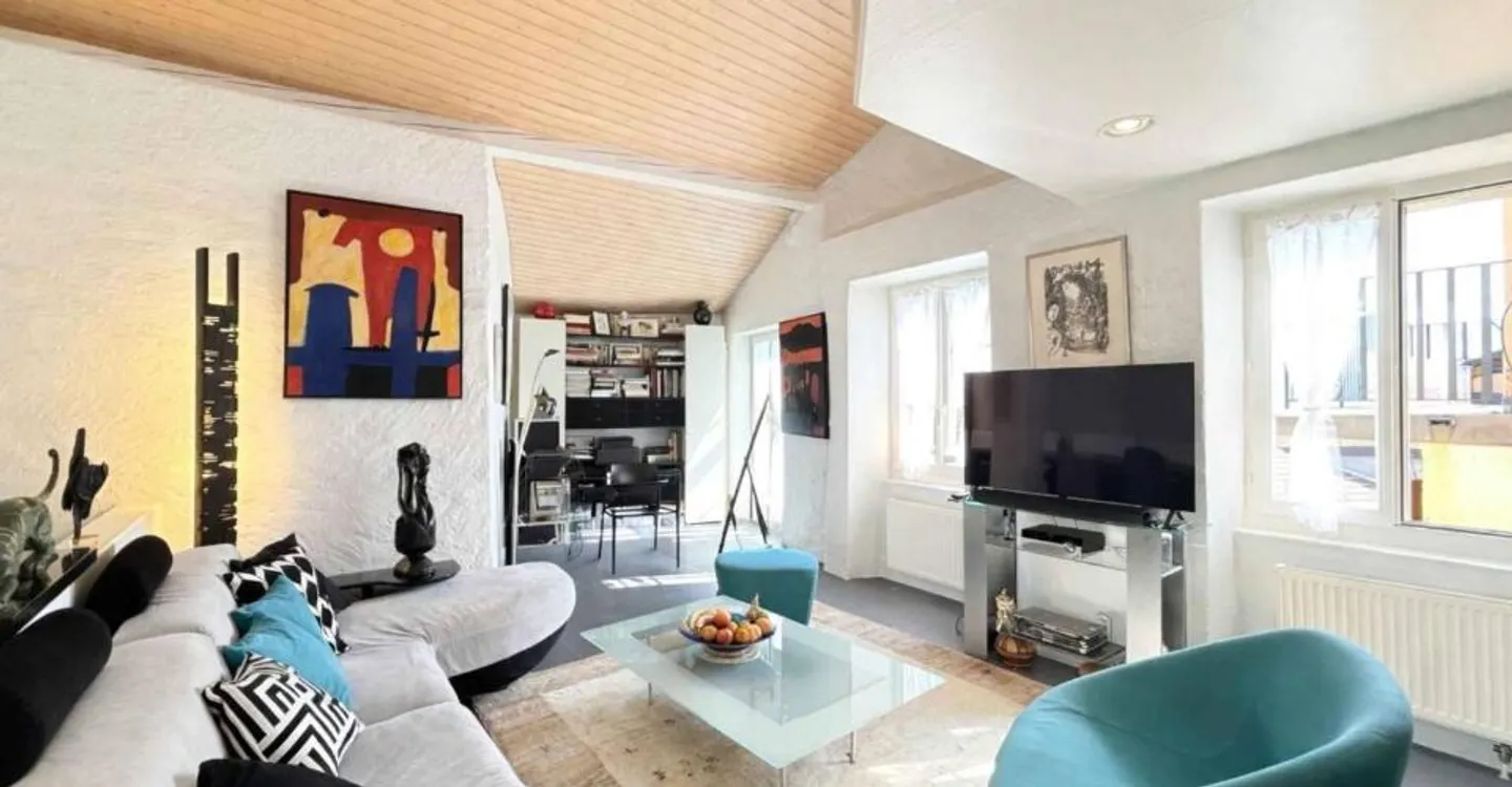 Lavaux: Character accommodation facing the lake, in Riex - Photo 2 of 6