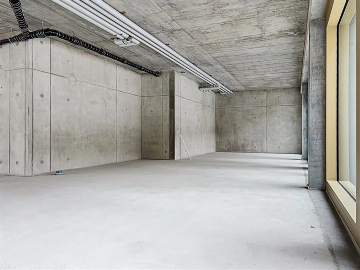 «BAHNHOFSHOF - Wo das Herz von Sion schlägt» - Foto 7 von 14