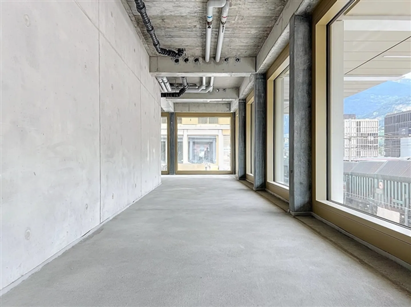 «BAHNHOFSHOF - Wo das Herz von Sion schlägt» - Foto 8 von 14