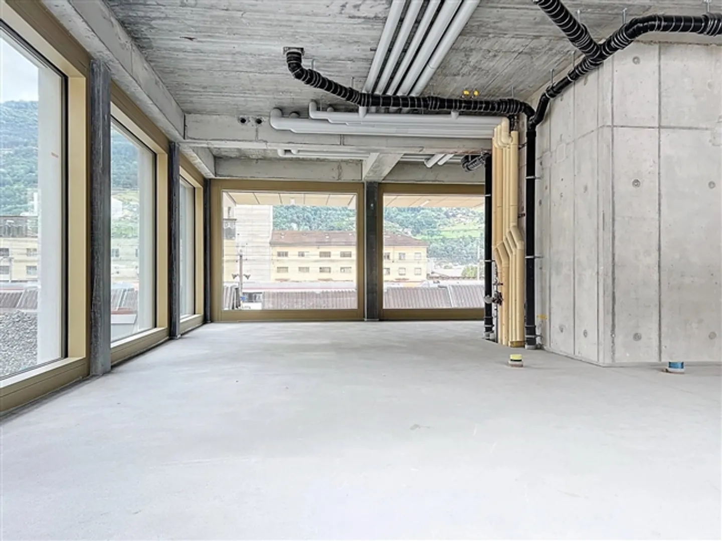 «BAHNHOFSHOF - Wo das Herz von Sion schlägt» - Foto 6 von 14