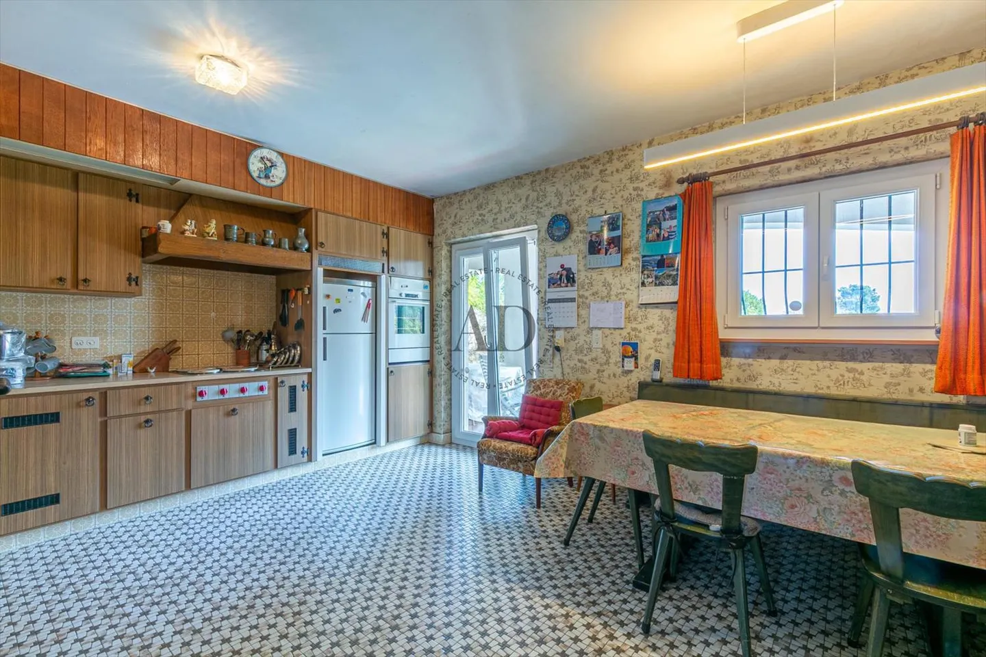 Character house in the heart of the village of La Rippe - Photo 2 of 11