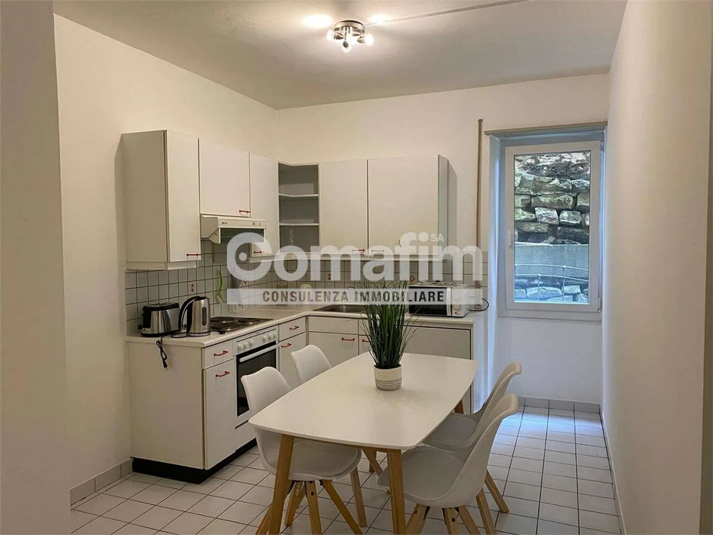 Geräumiges möbliertes Studio in Lugano - Foto 3 von 8