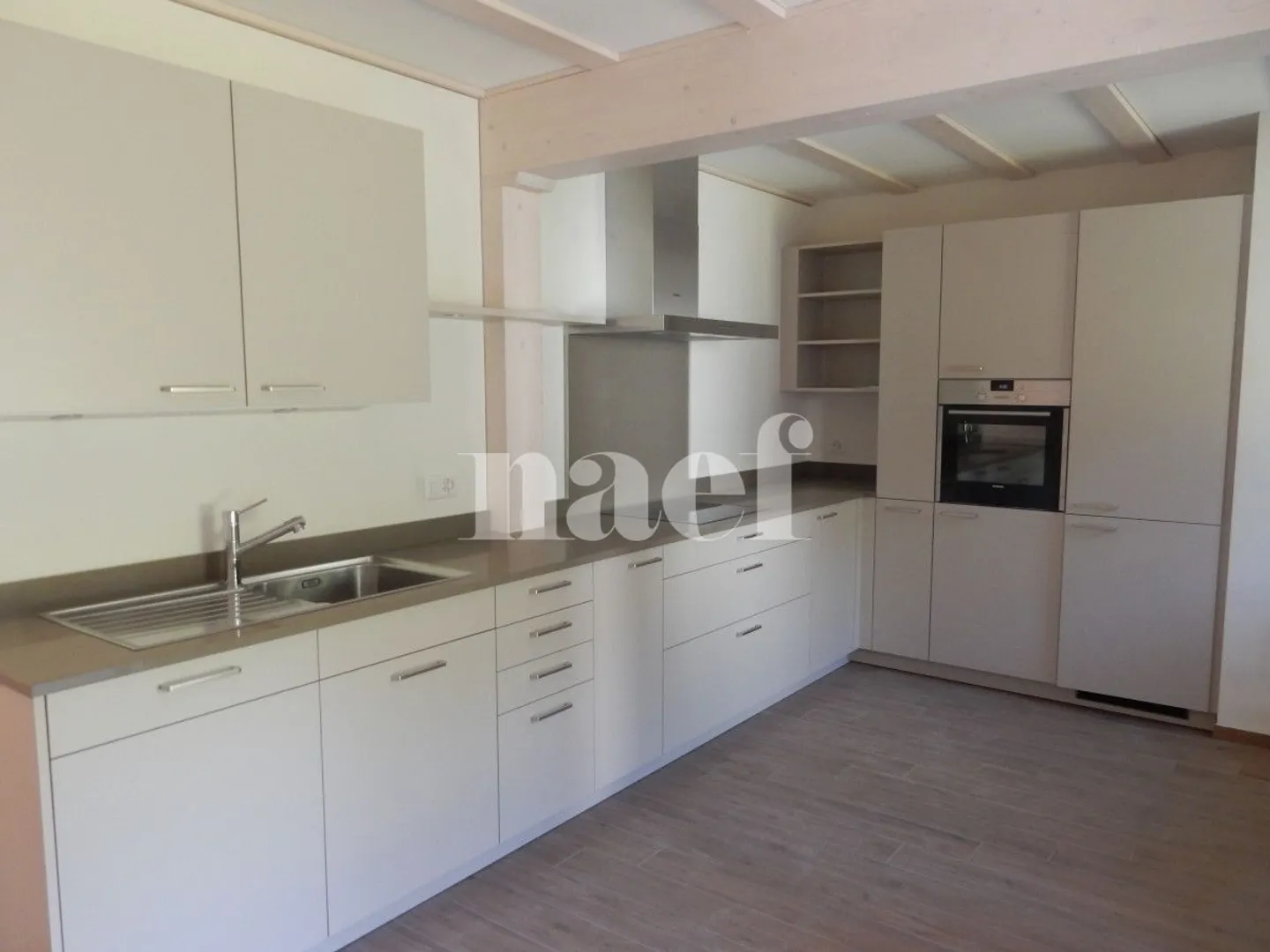 Schönes 4,5-Zimmer-Reihenhaus mit Garten - Foto 3 von 12