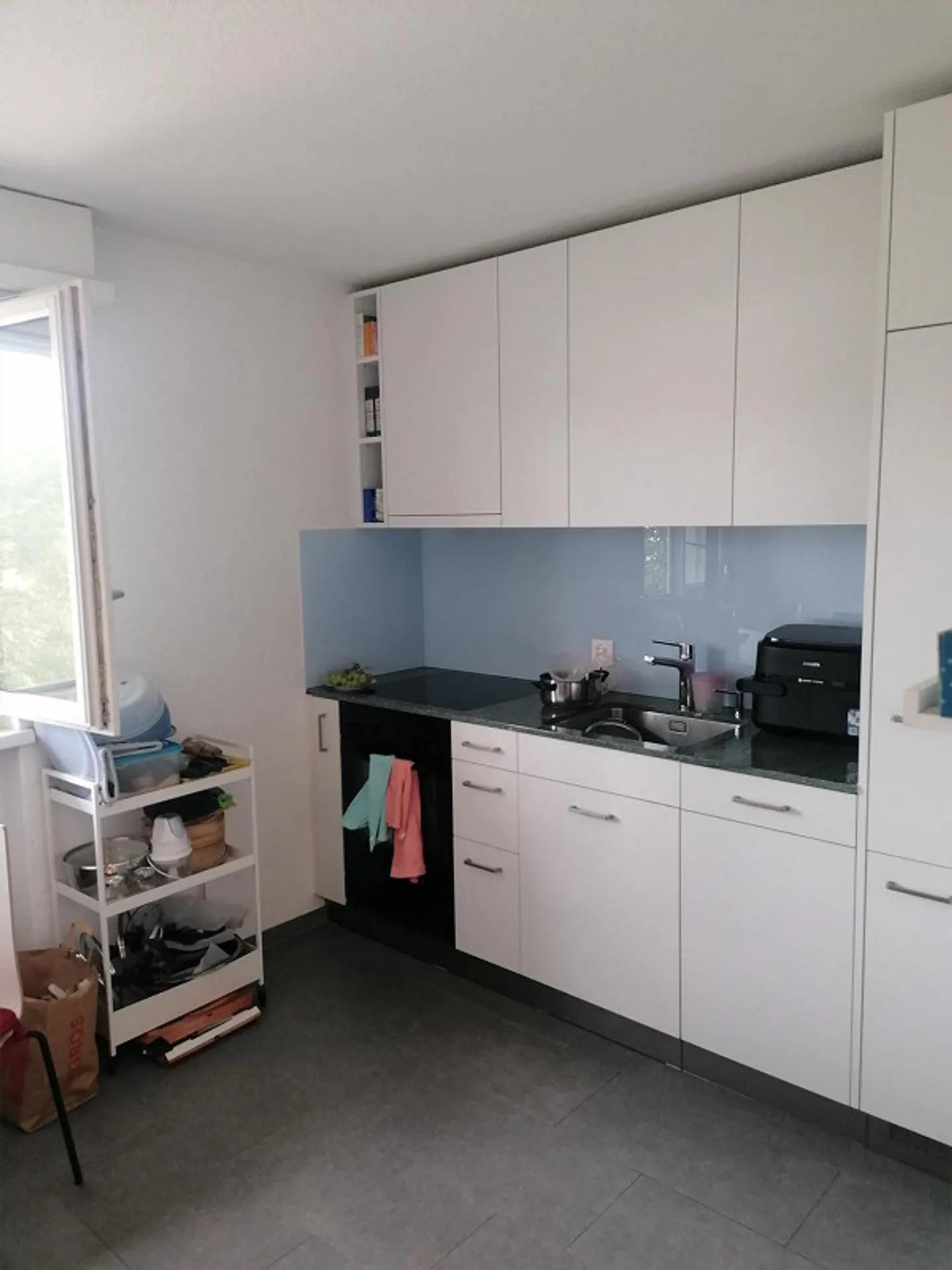 Appartamento di 1 locale in posizione tranquilla nel centro di Beringen - Foto 2 di 8