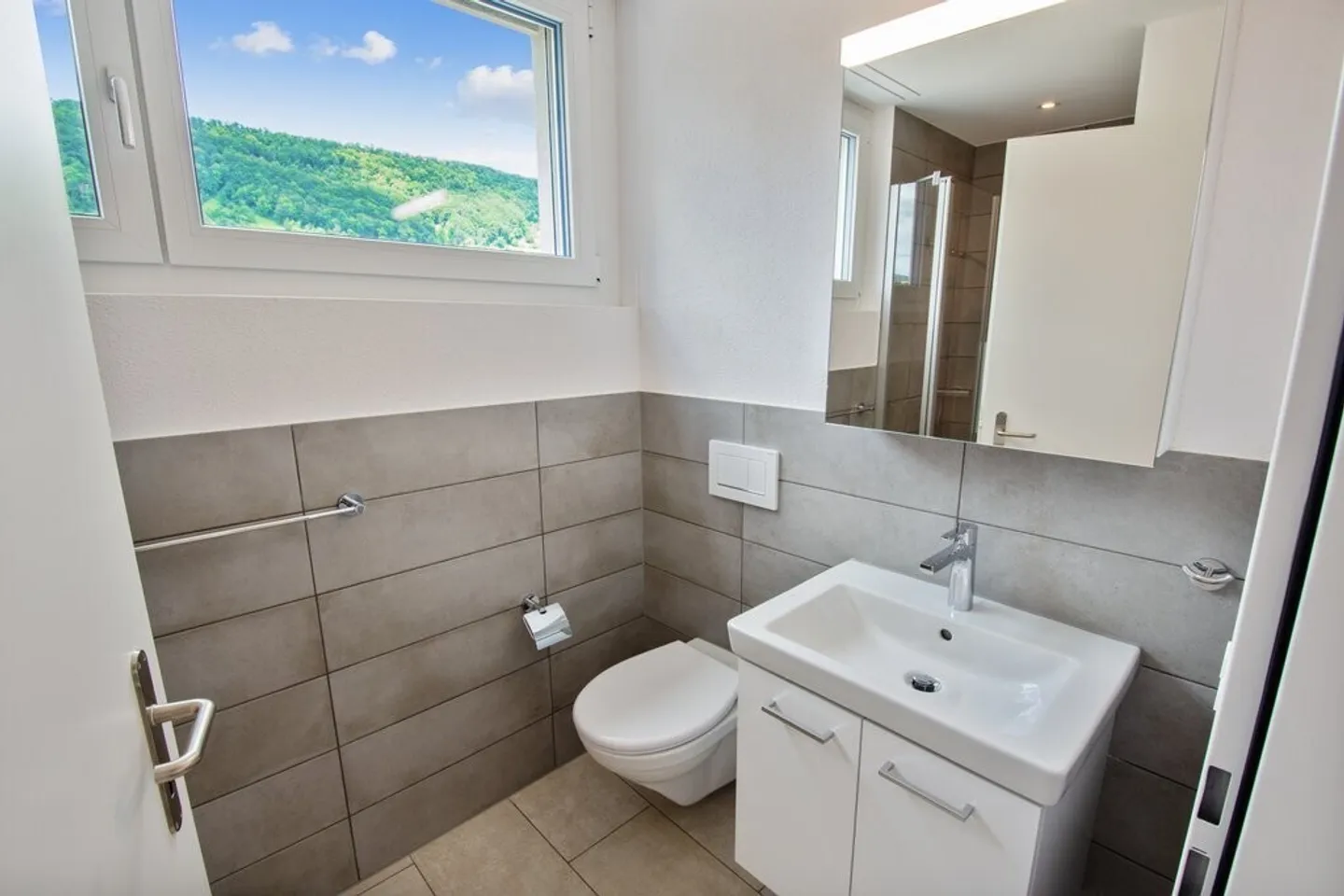 3.5 Room Apartment in Erlinsbach - Photo 7 of 9