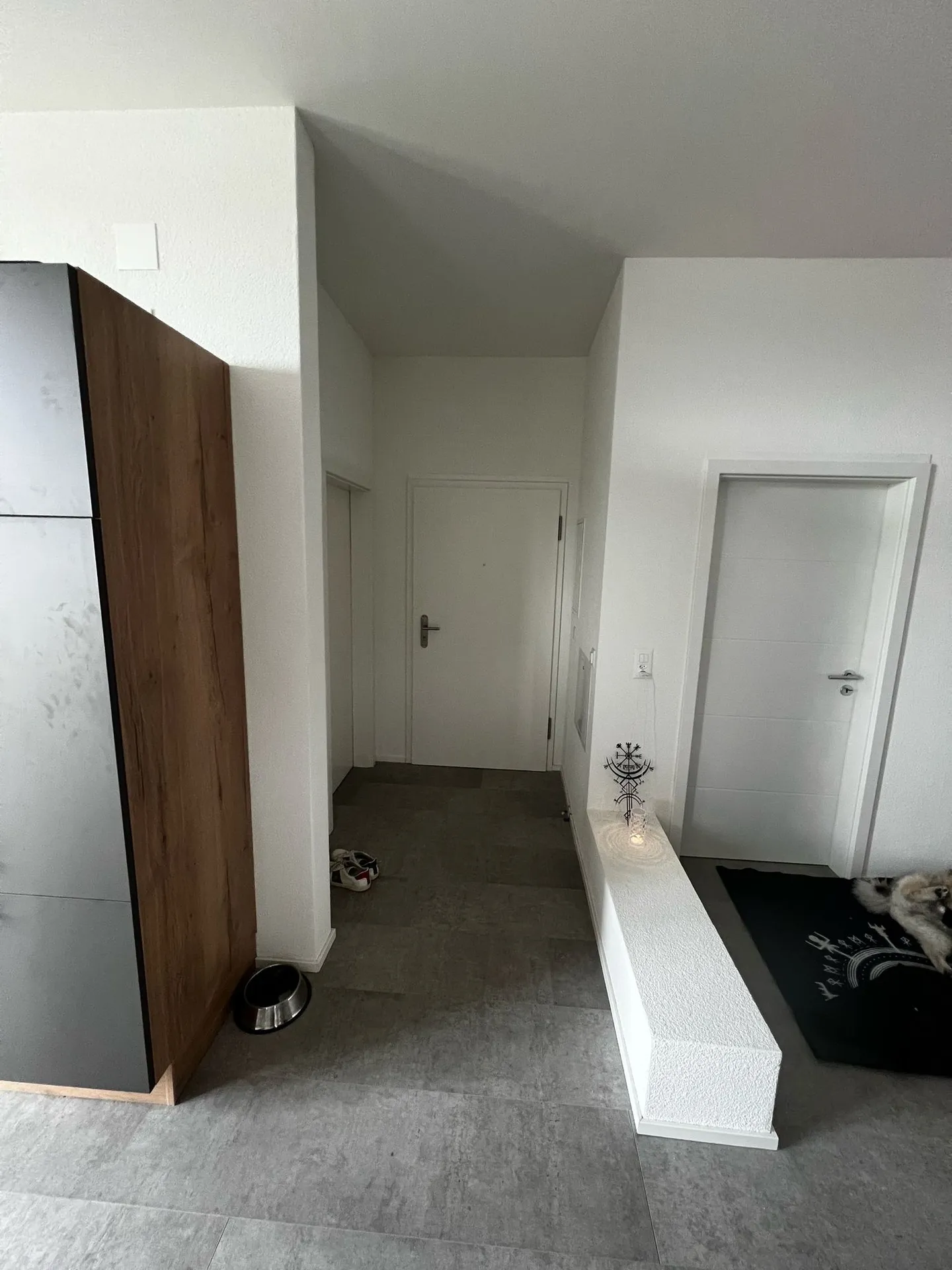 Cool 2 1/2 Room Loft Apartment with Fantastic Views - Photo 9 of 17