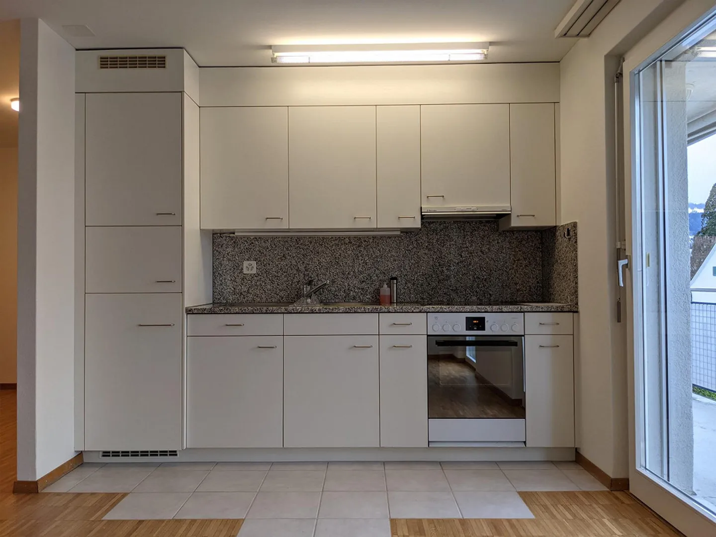 Appartement sans obstacle de 2.5 pièces - Photo 2 sur 7