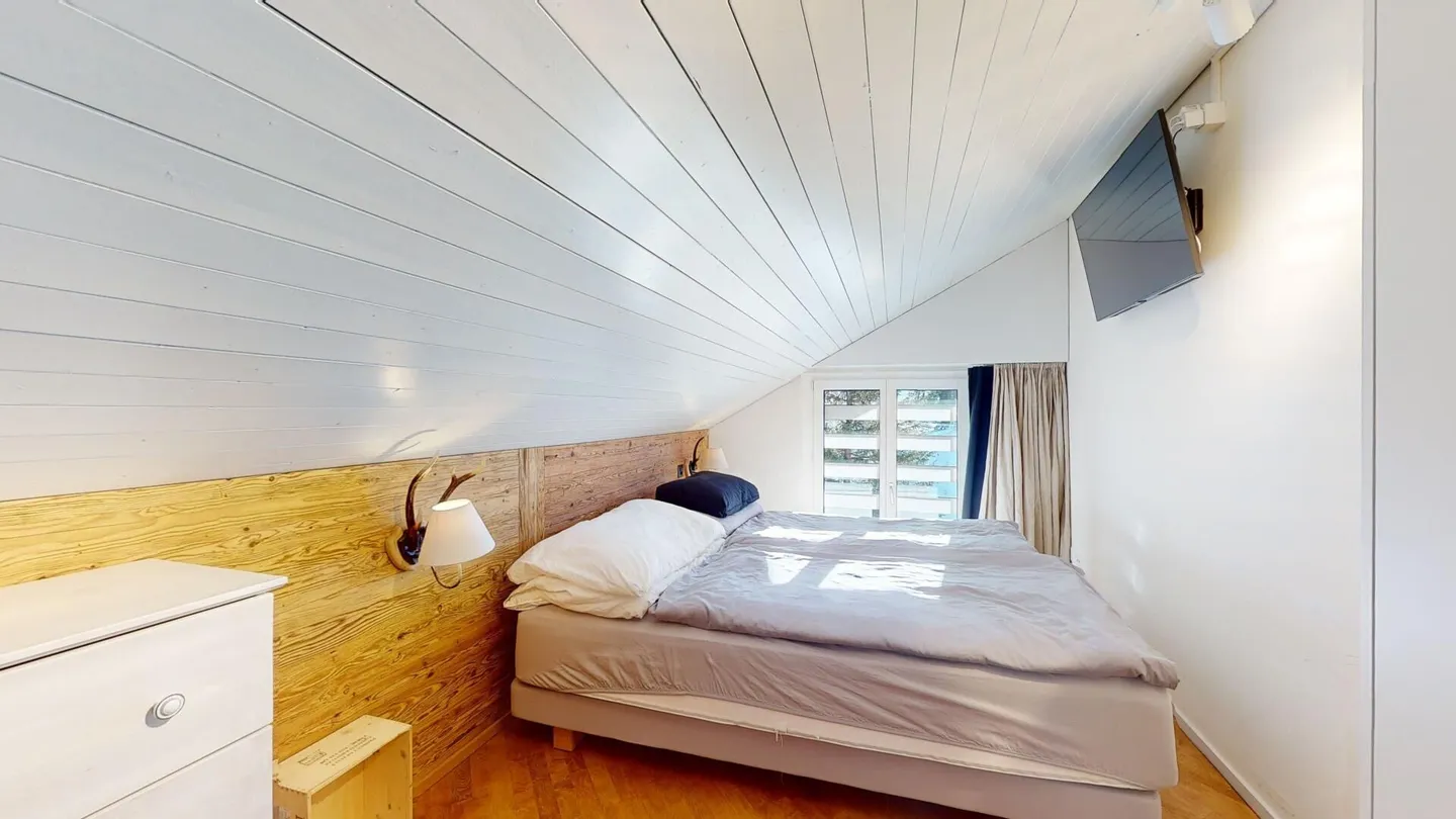 Sonnenexponierte 4.5 Zimmer-Dachwohnung - Foto 7 von 19