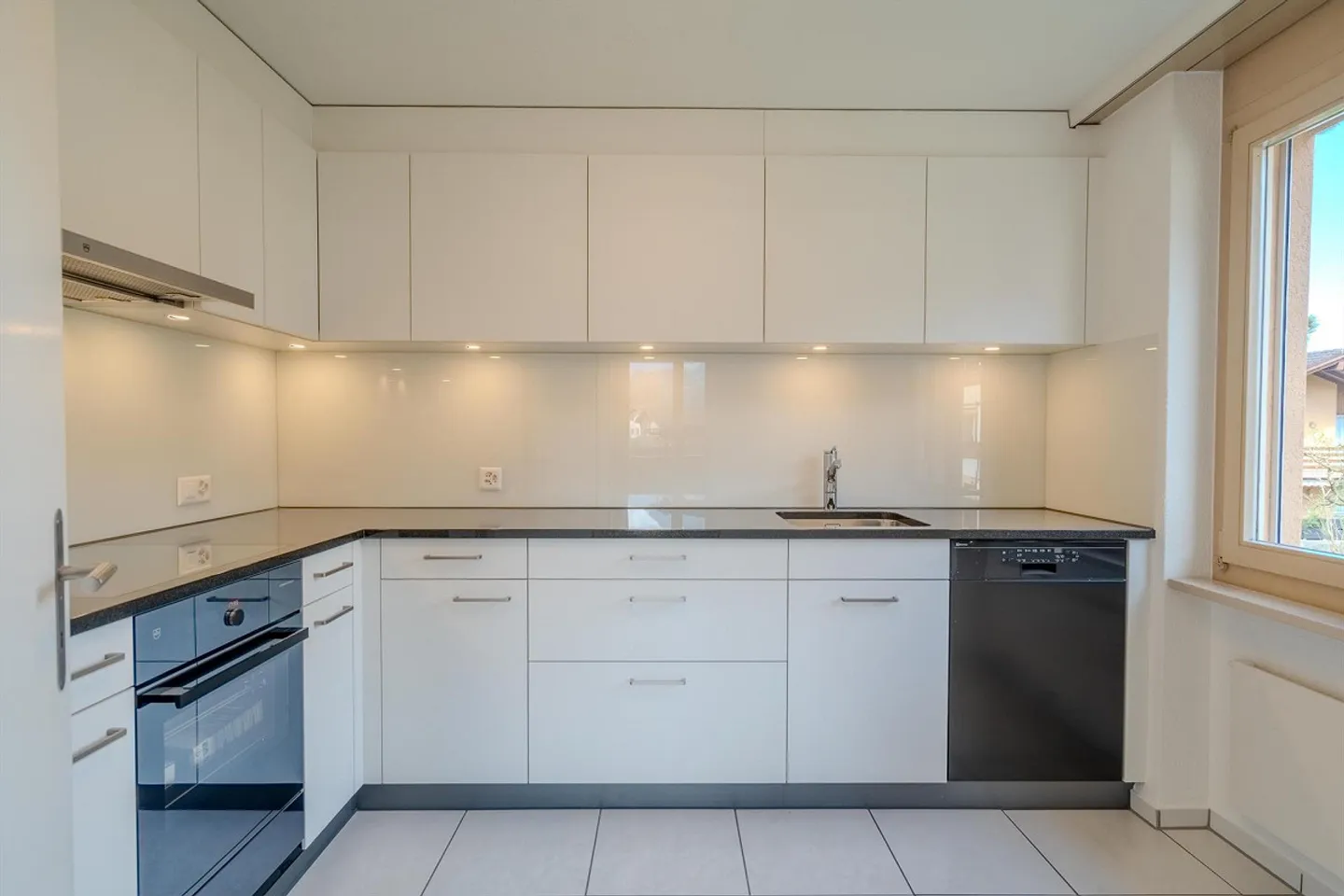4.5 Zimmerwohnung in Giswil - Foto 2 von 9